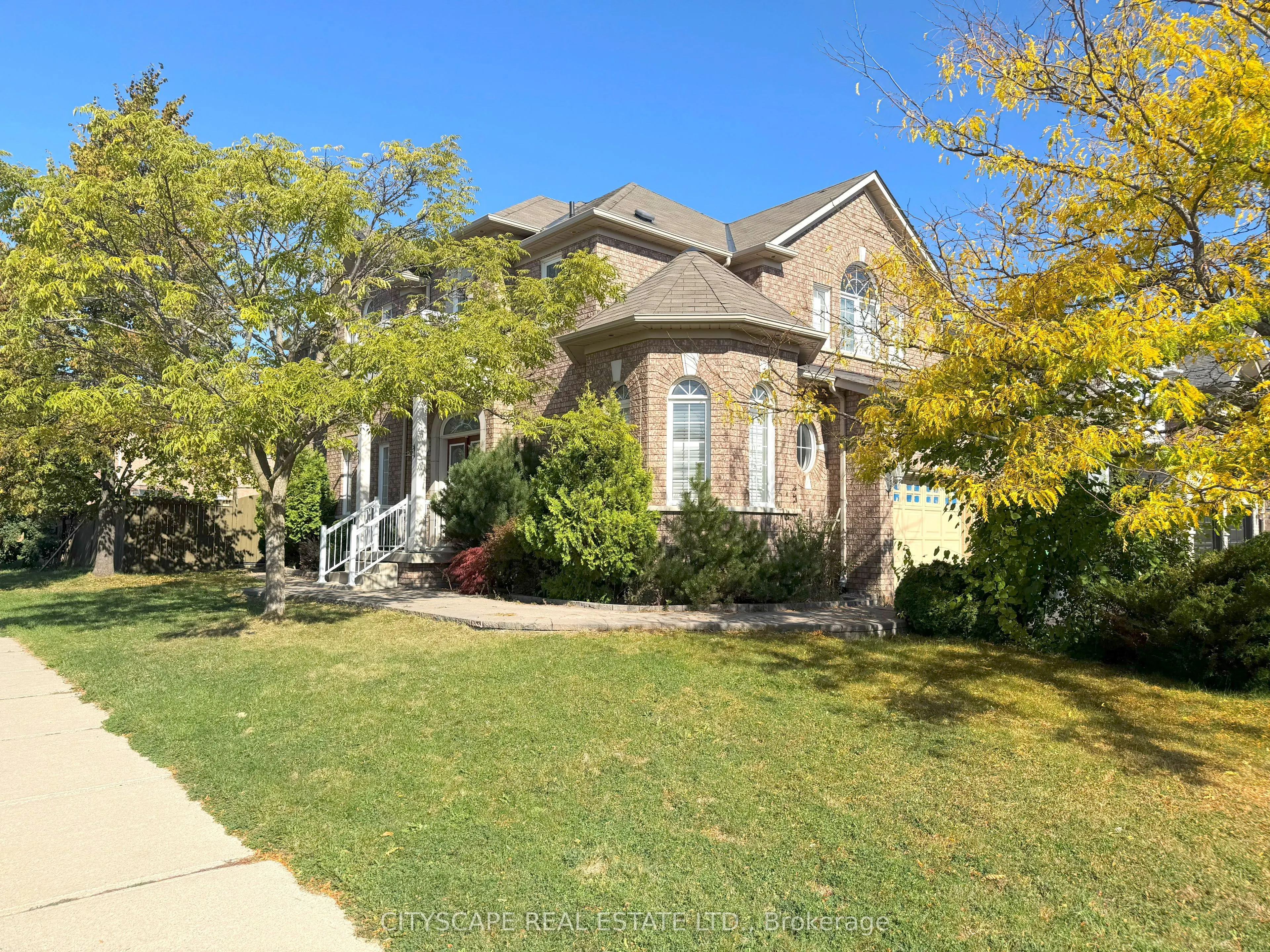 23 Brentcliff Drive