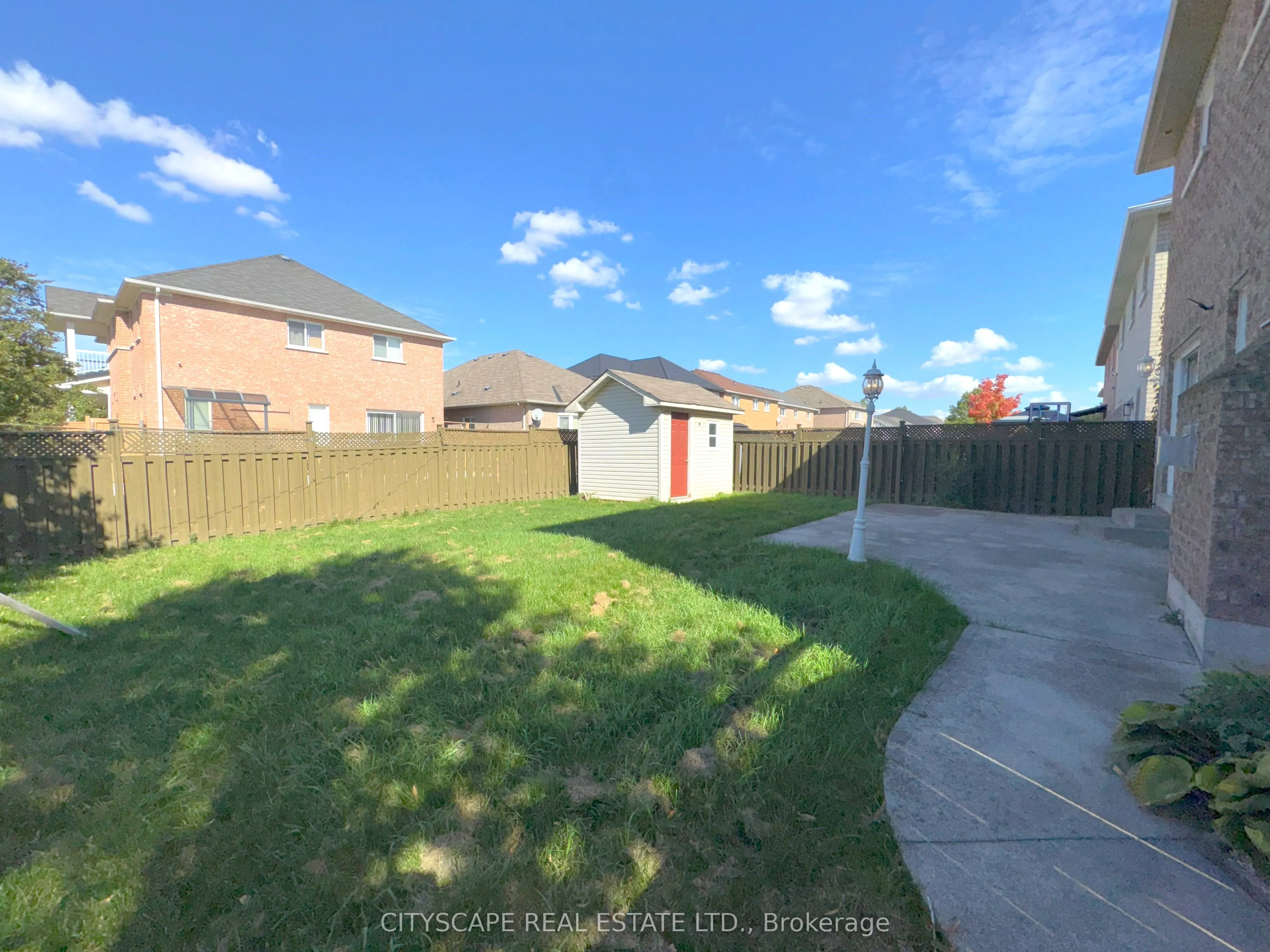 23 Brentcliff Drive