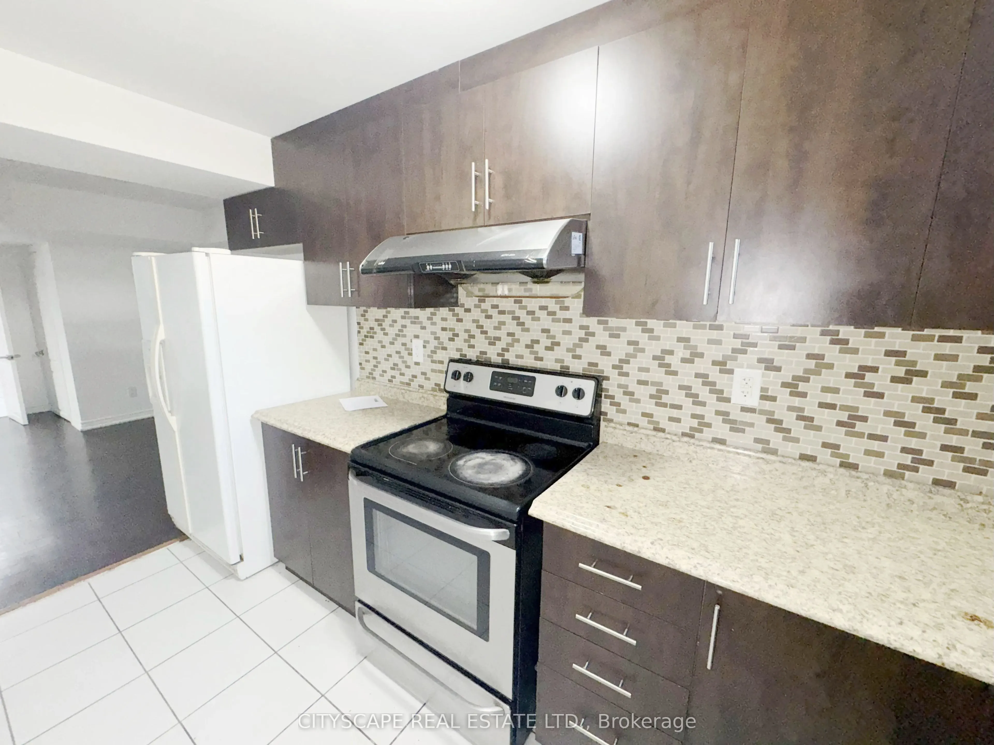 23 Brentcliff Drive