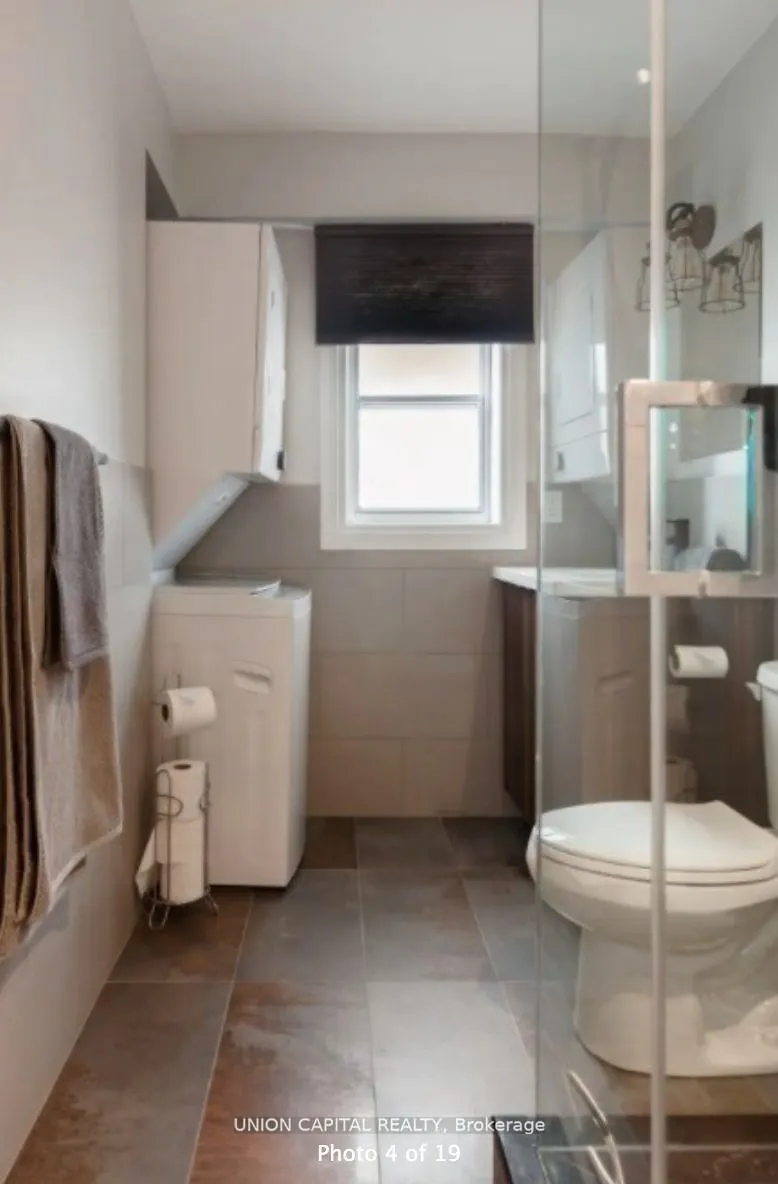 1412 Queen Street W, #Upper