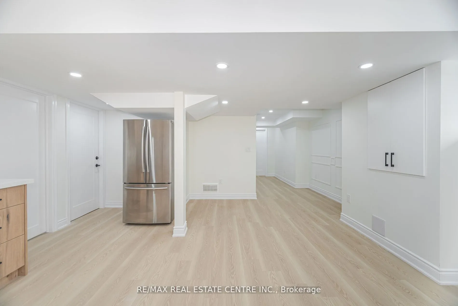 351 Greenless Circle, #Lower