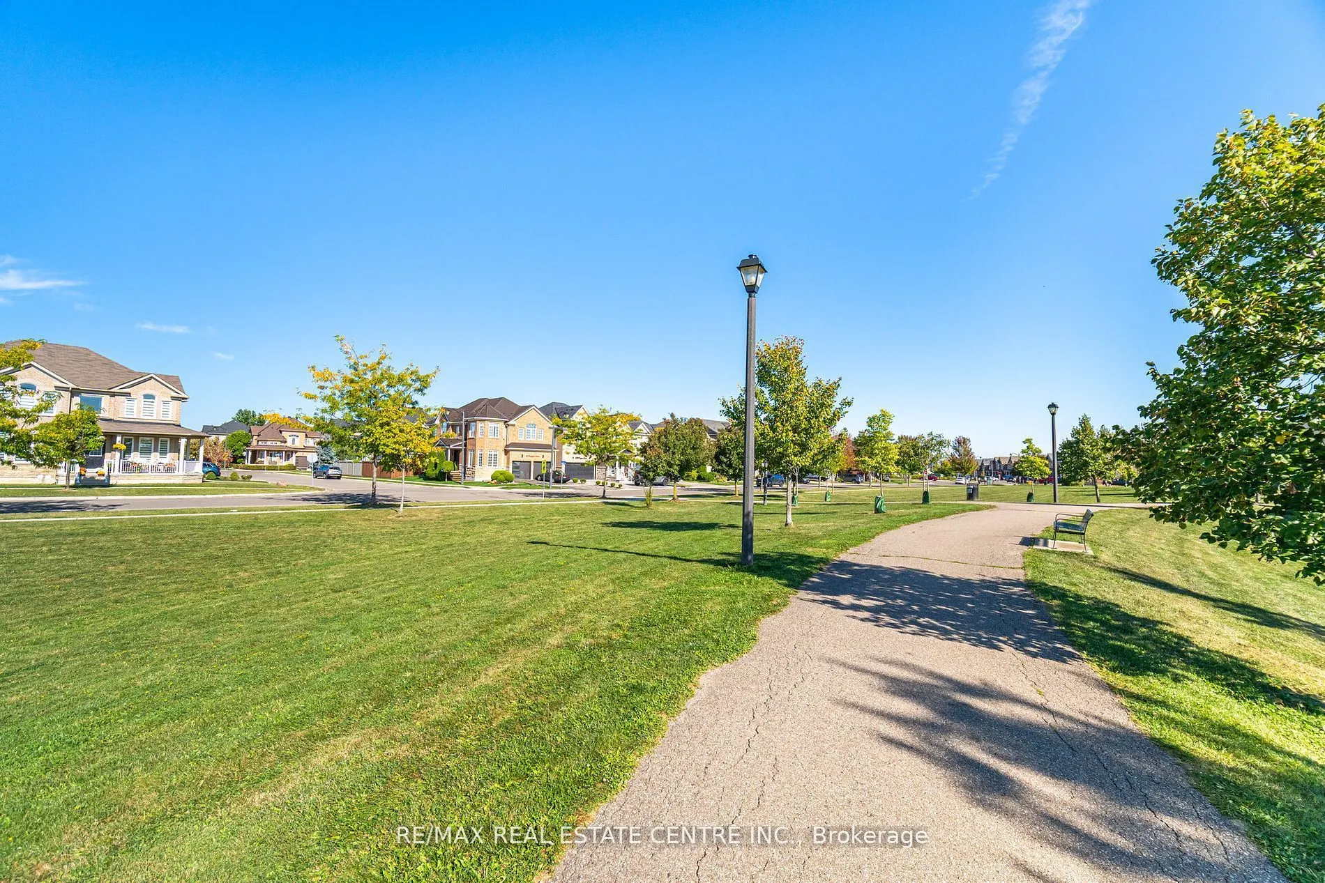 351 Greenless Circle, #Lower