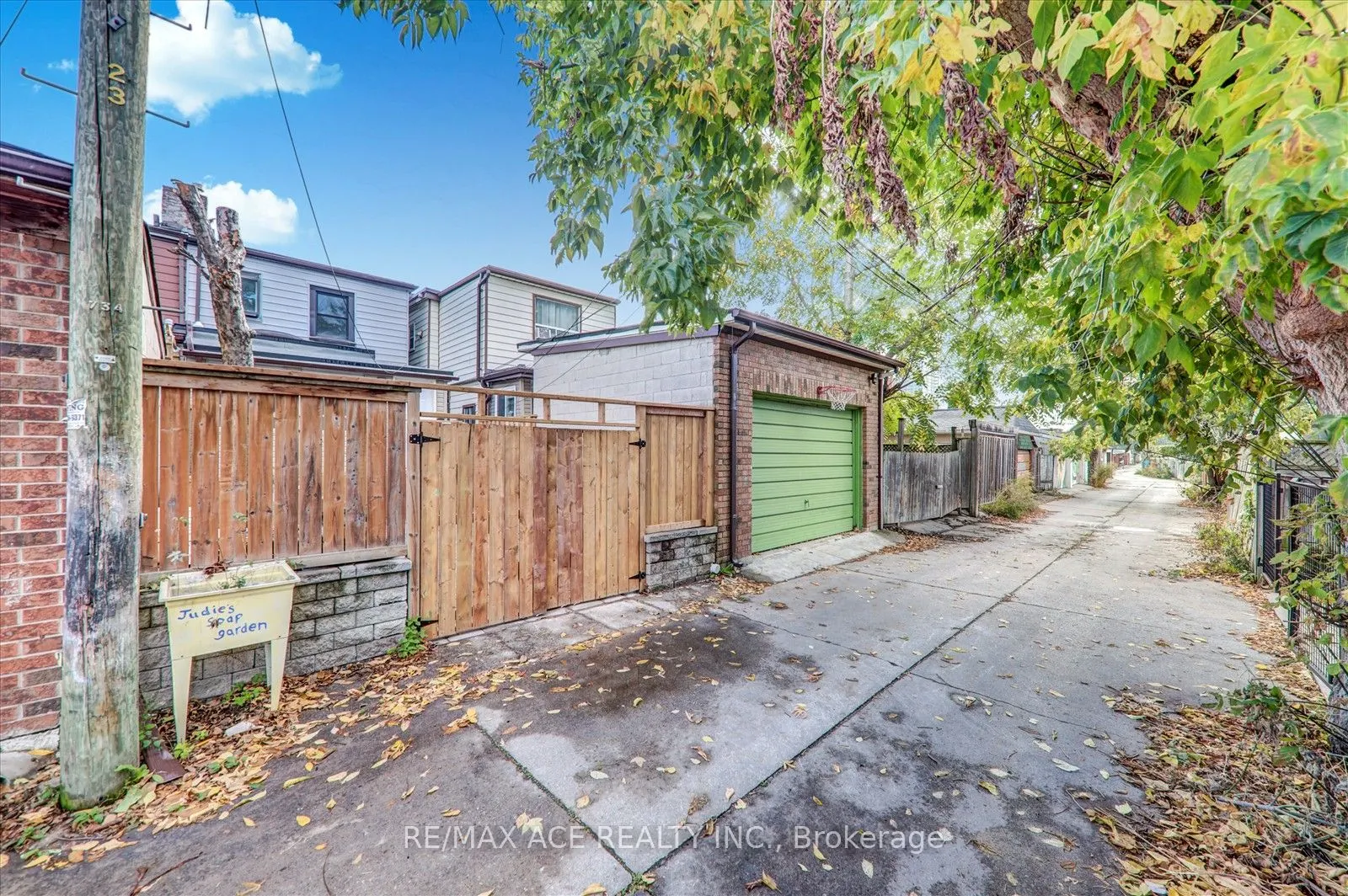 734 Brock Avenue