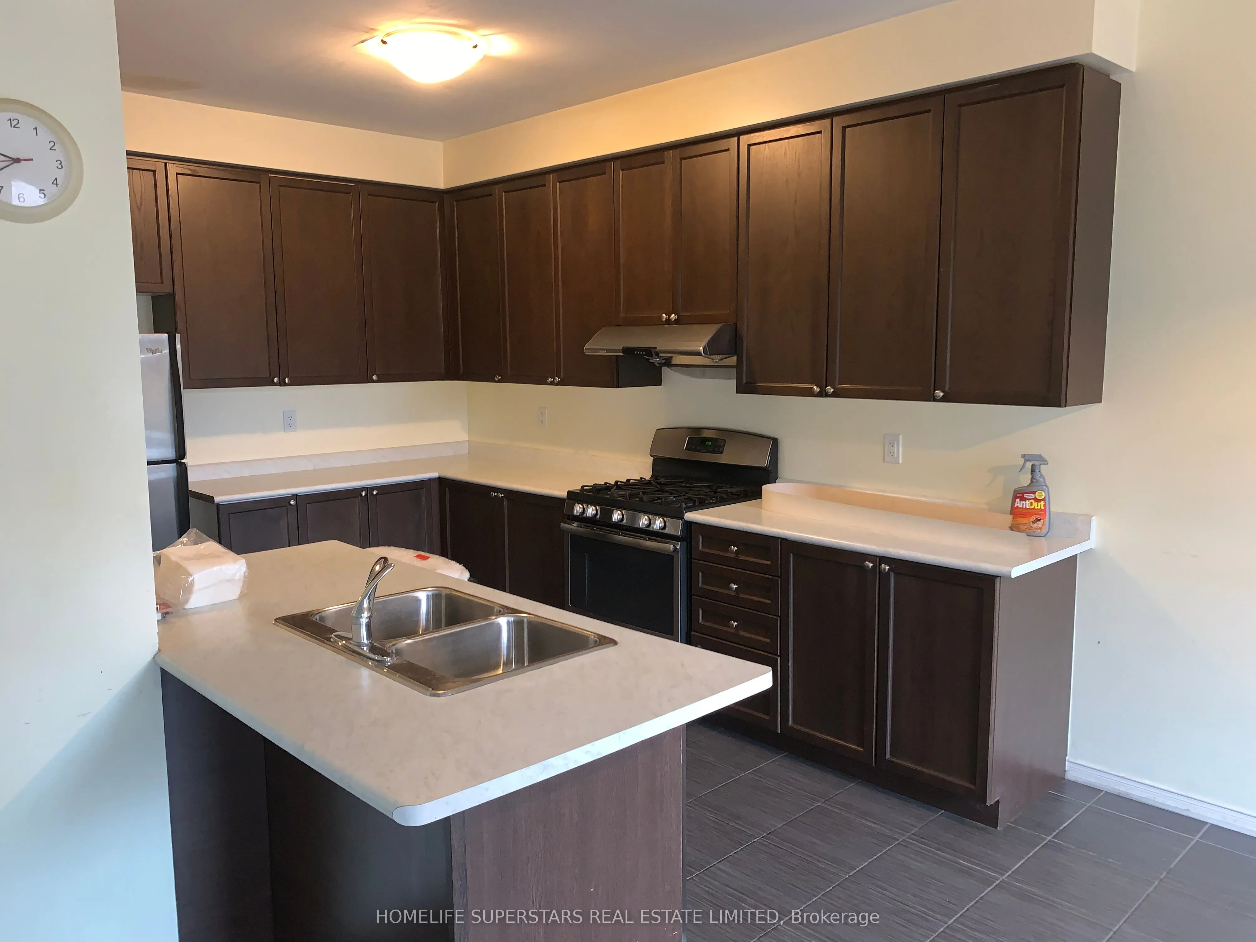 72 Loftsmoor Drive, #Upper