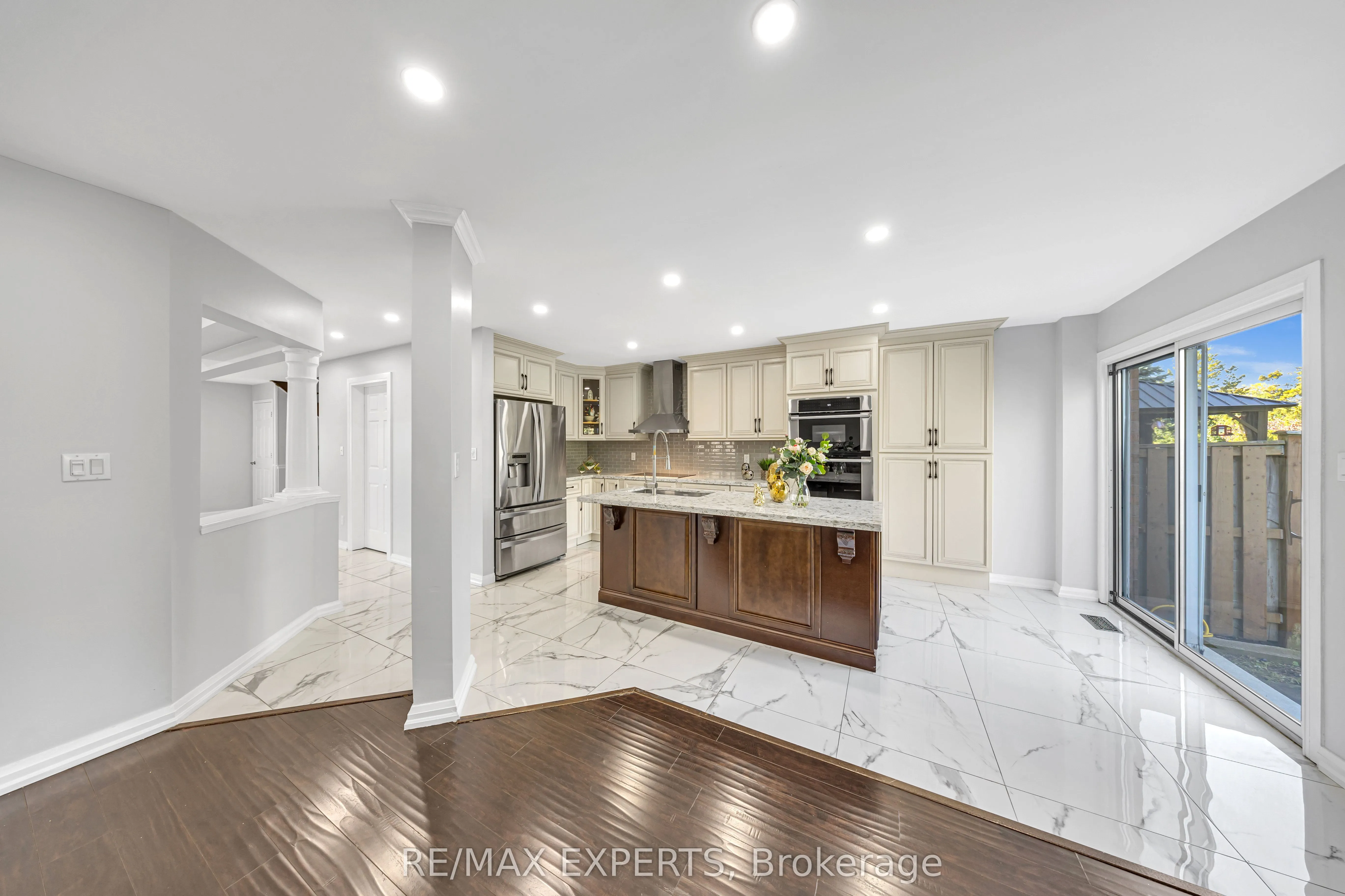 1103 Blueheron Boulevard