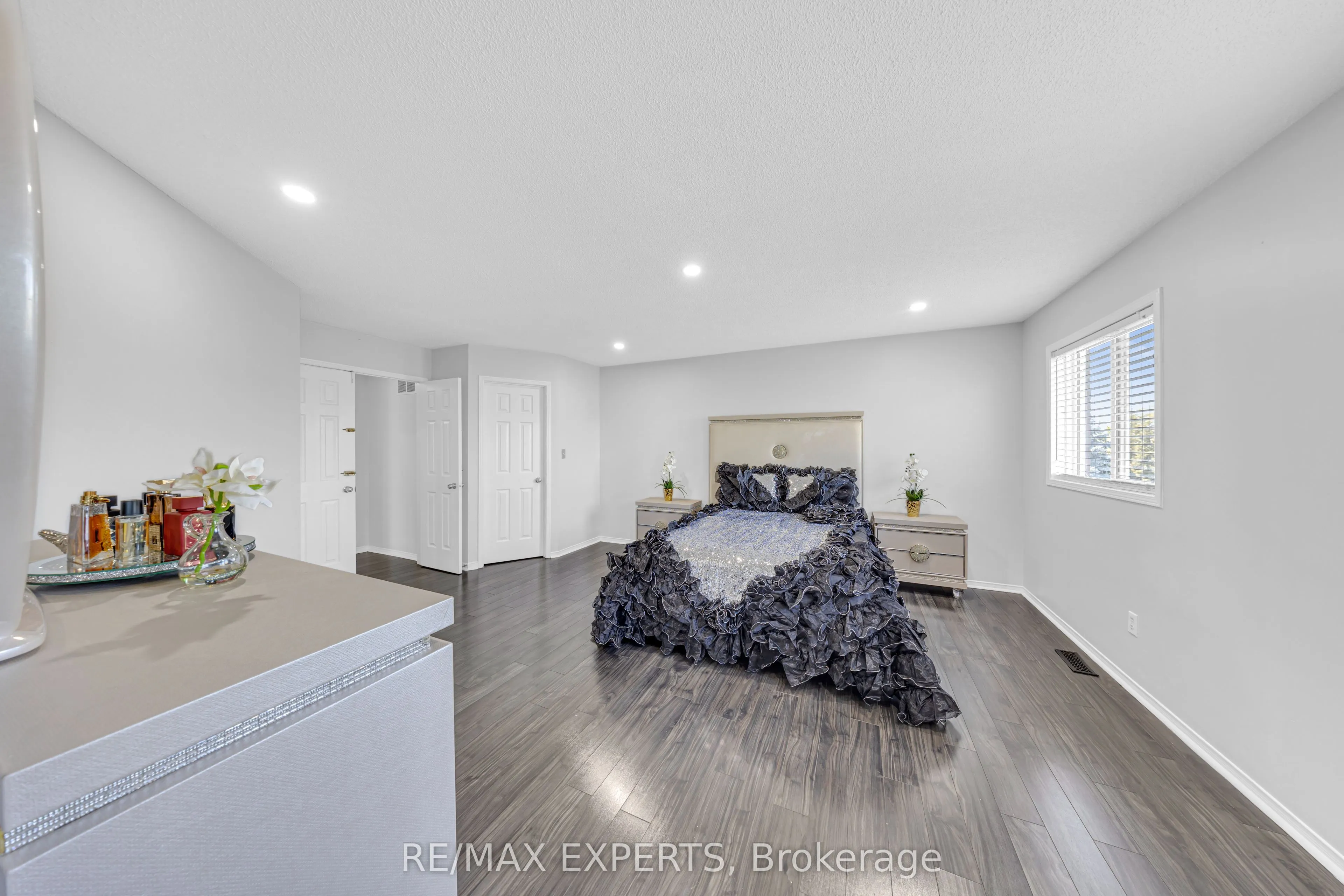 1103 Blueheron Boulevard