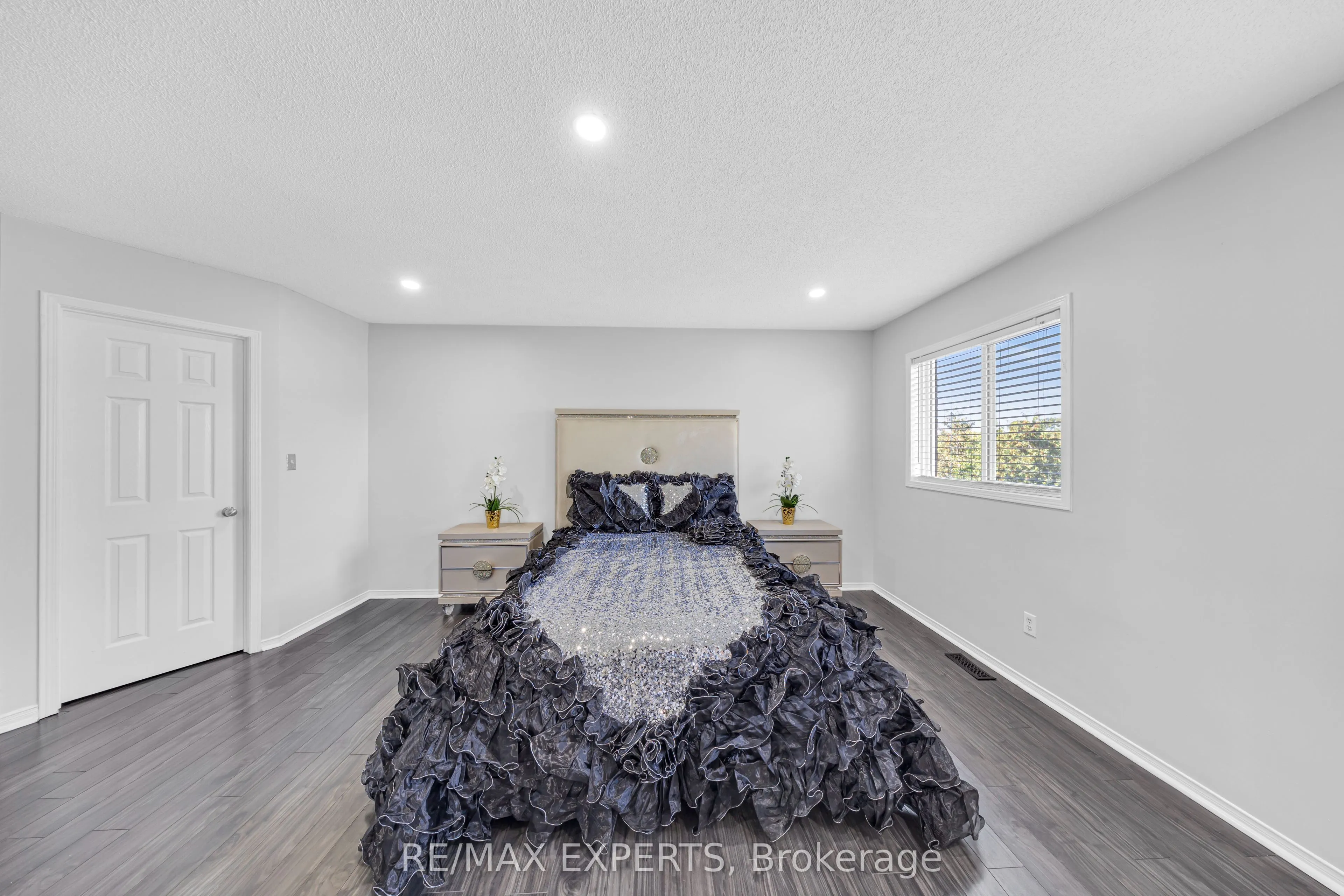 1103 Blueheron Boulevard