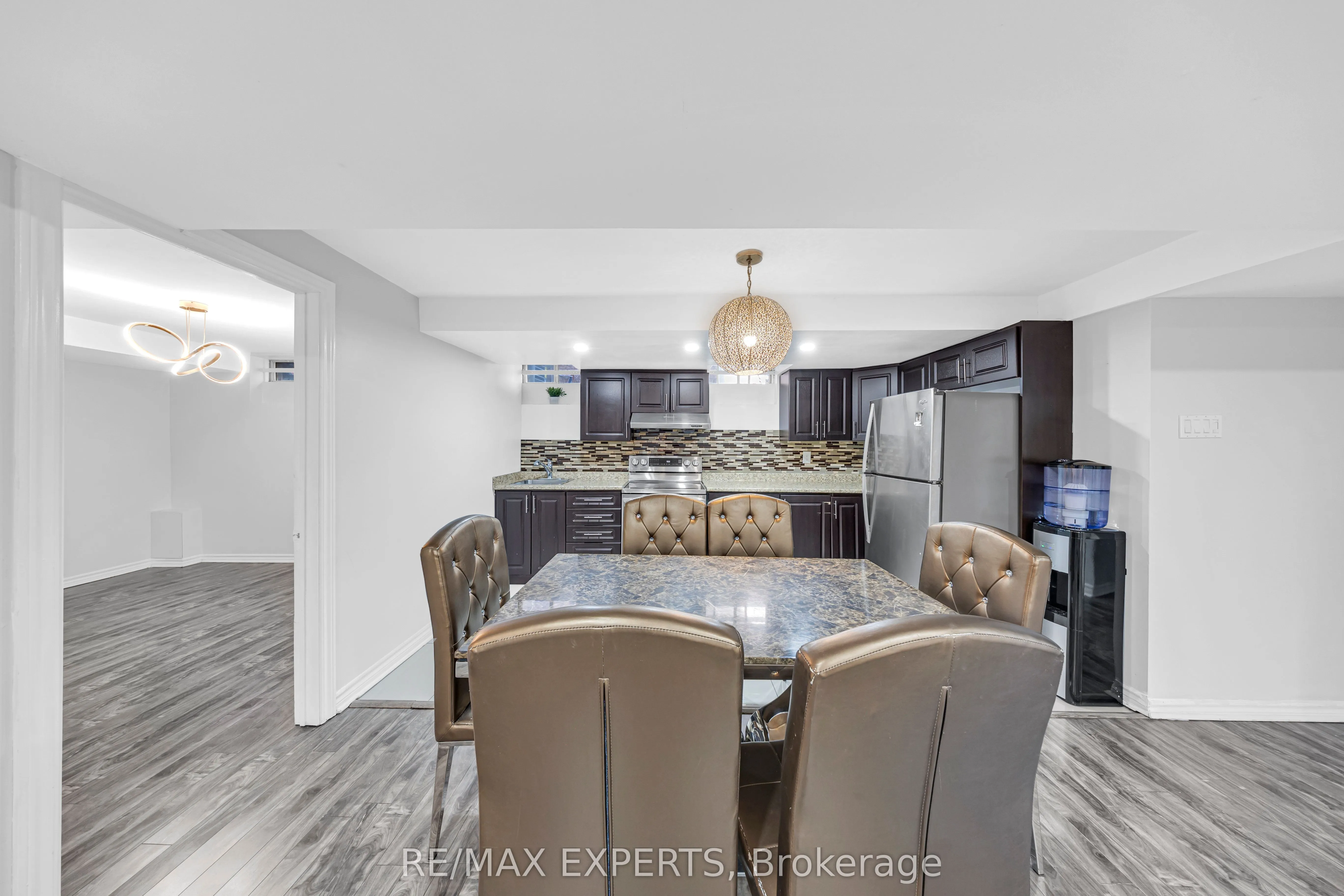 1103 Blueheron Boulevard