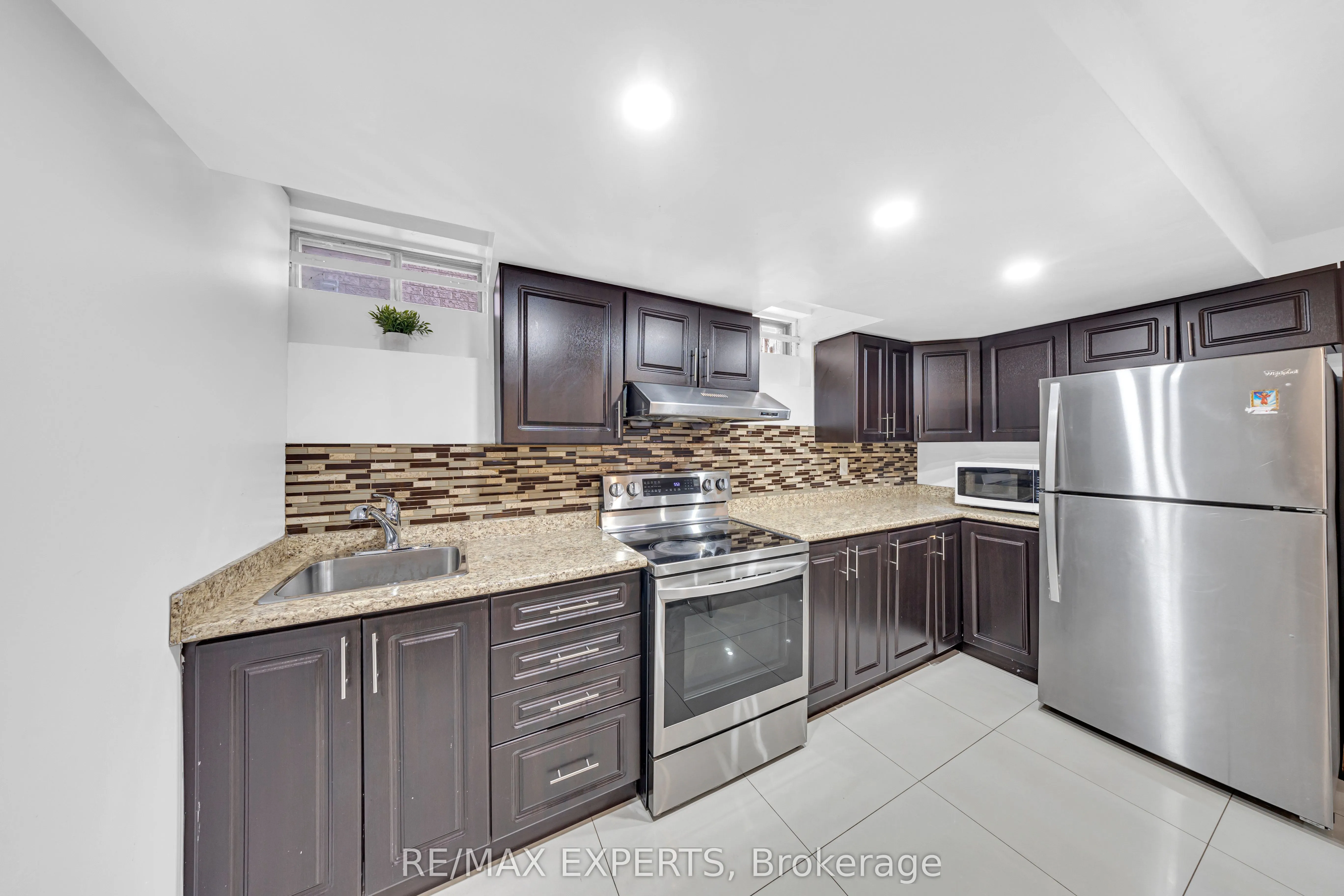 1103 Blueheron Boulevard
