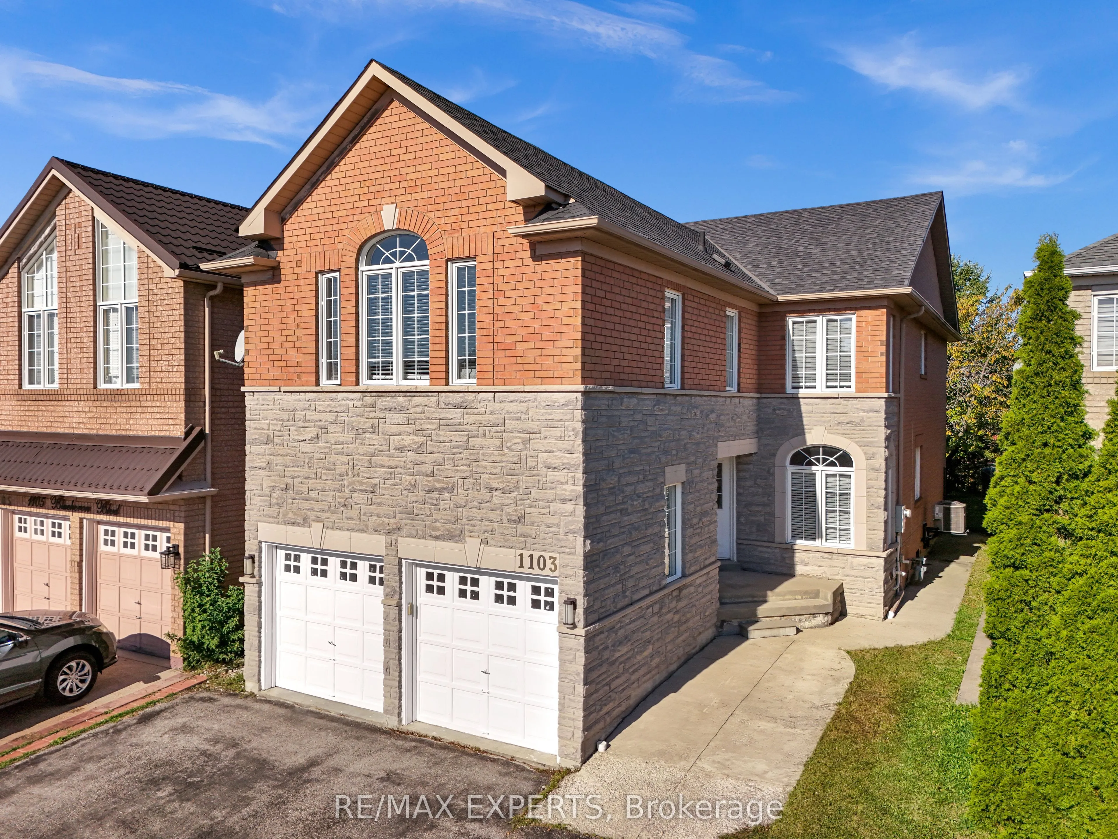 1103 Blueheron Boulevard