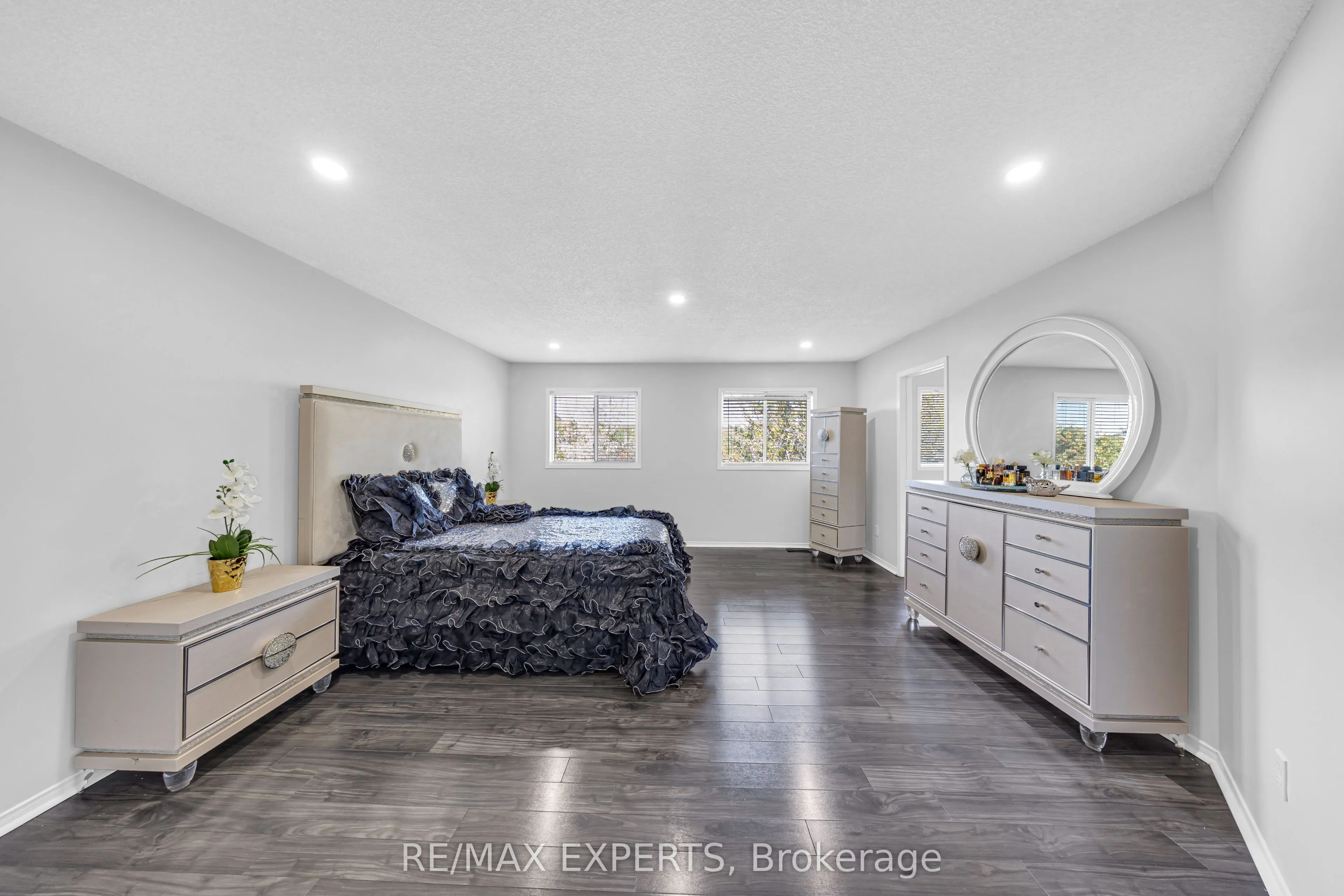 1103 Blueheron Boulevard