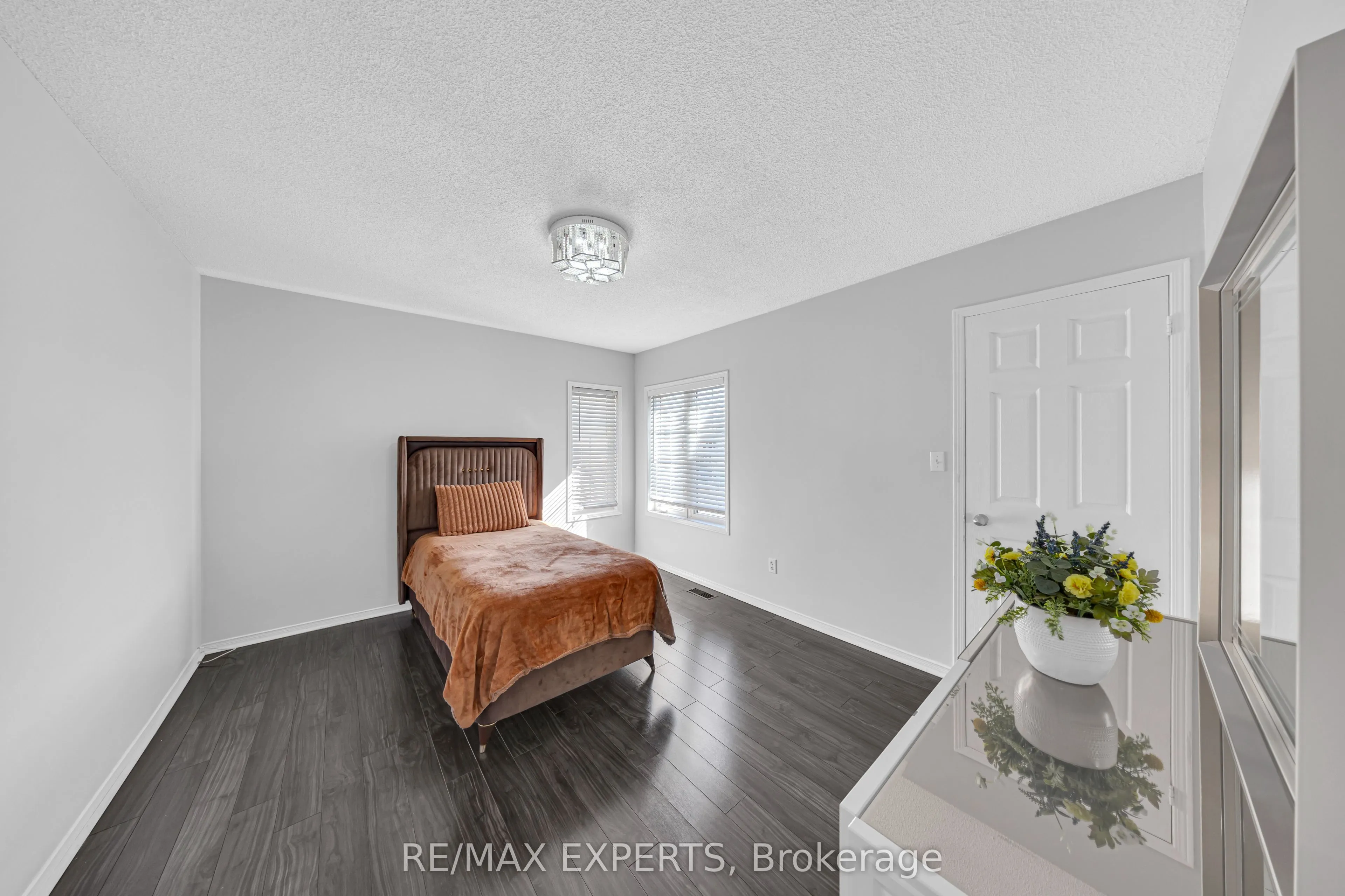 1103 Blueheron Boulevard