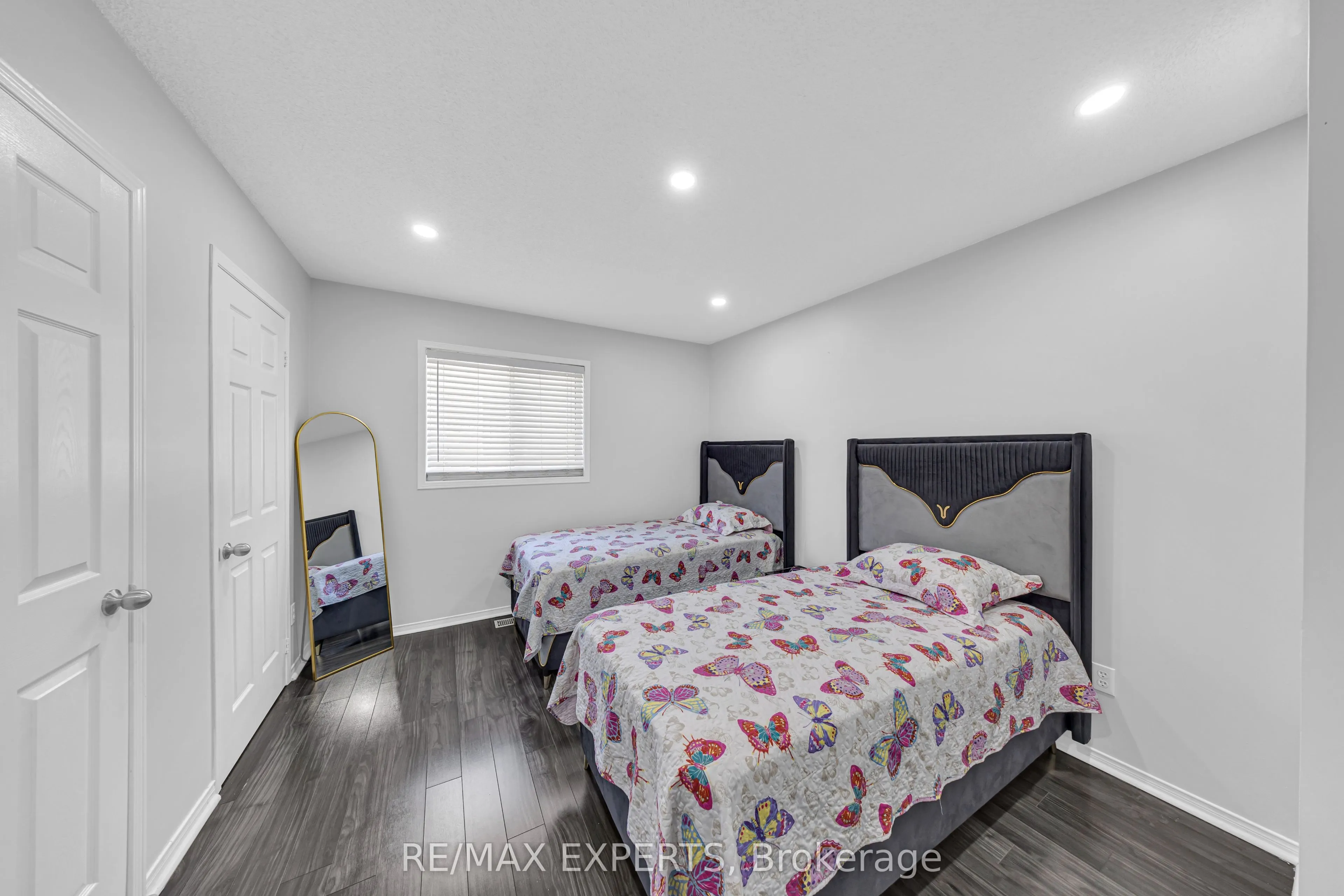 1103 Blueheron Boulevard
