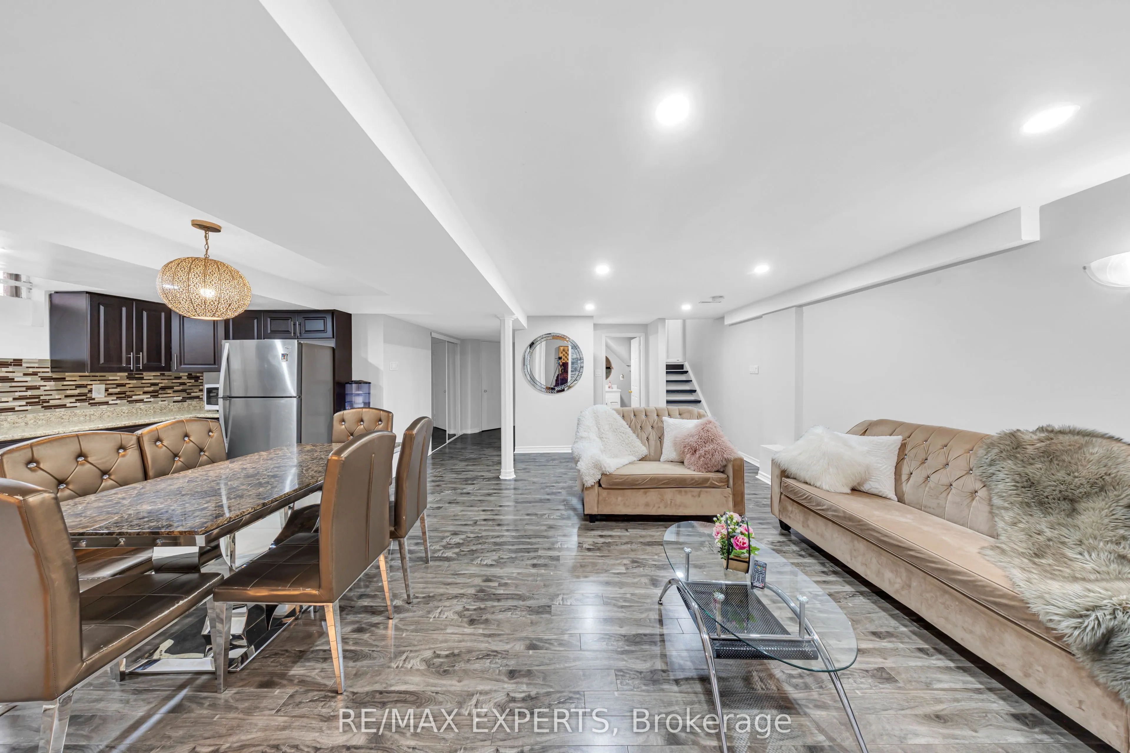 1103 Blueheron Boulevard