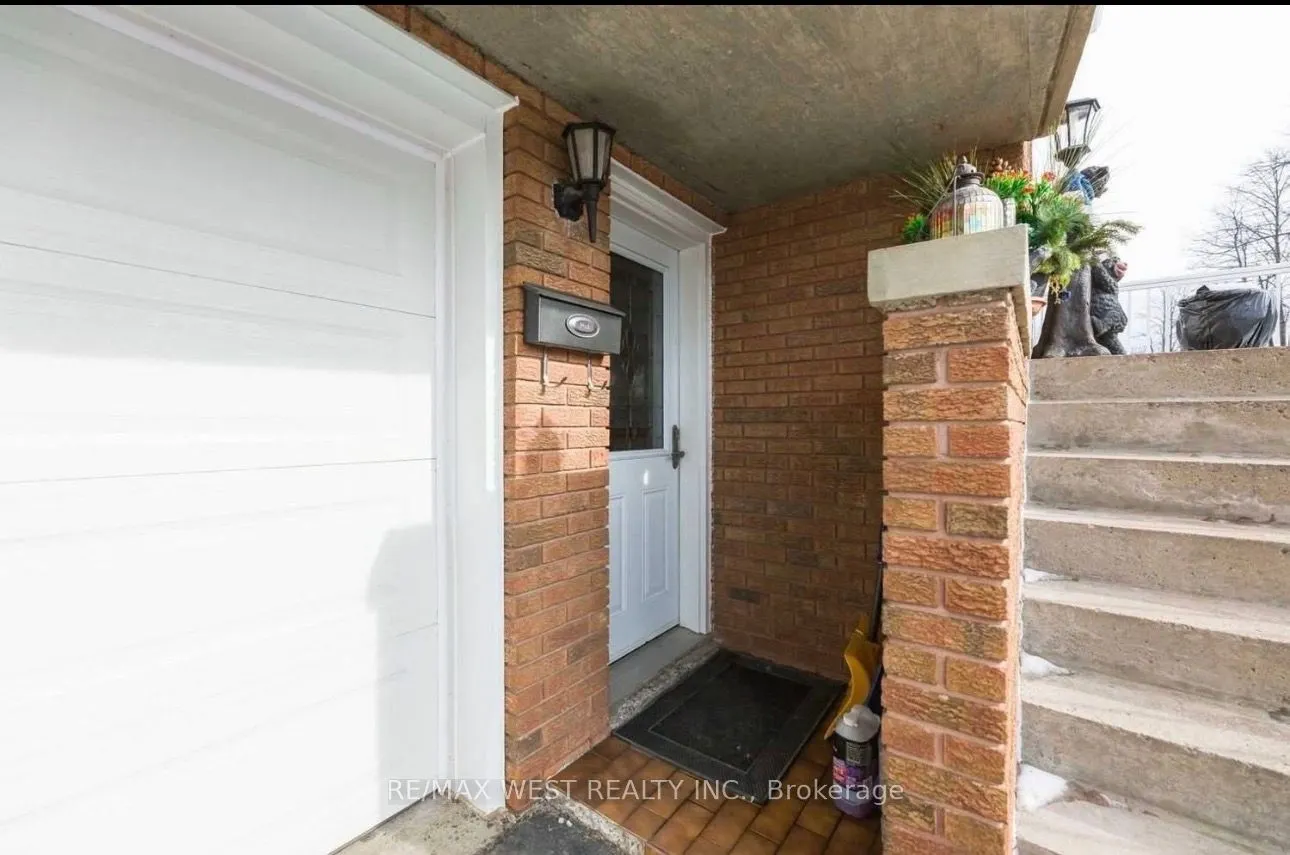 4 Dantek Court, #Basement