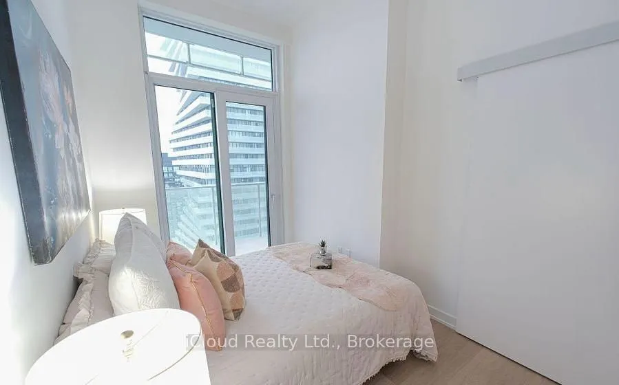 3883 Quartz Road, #4901