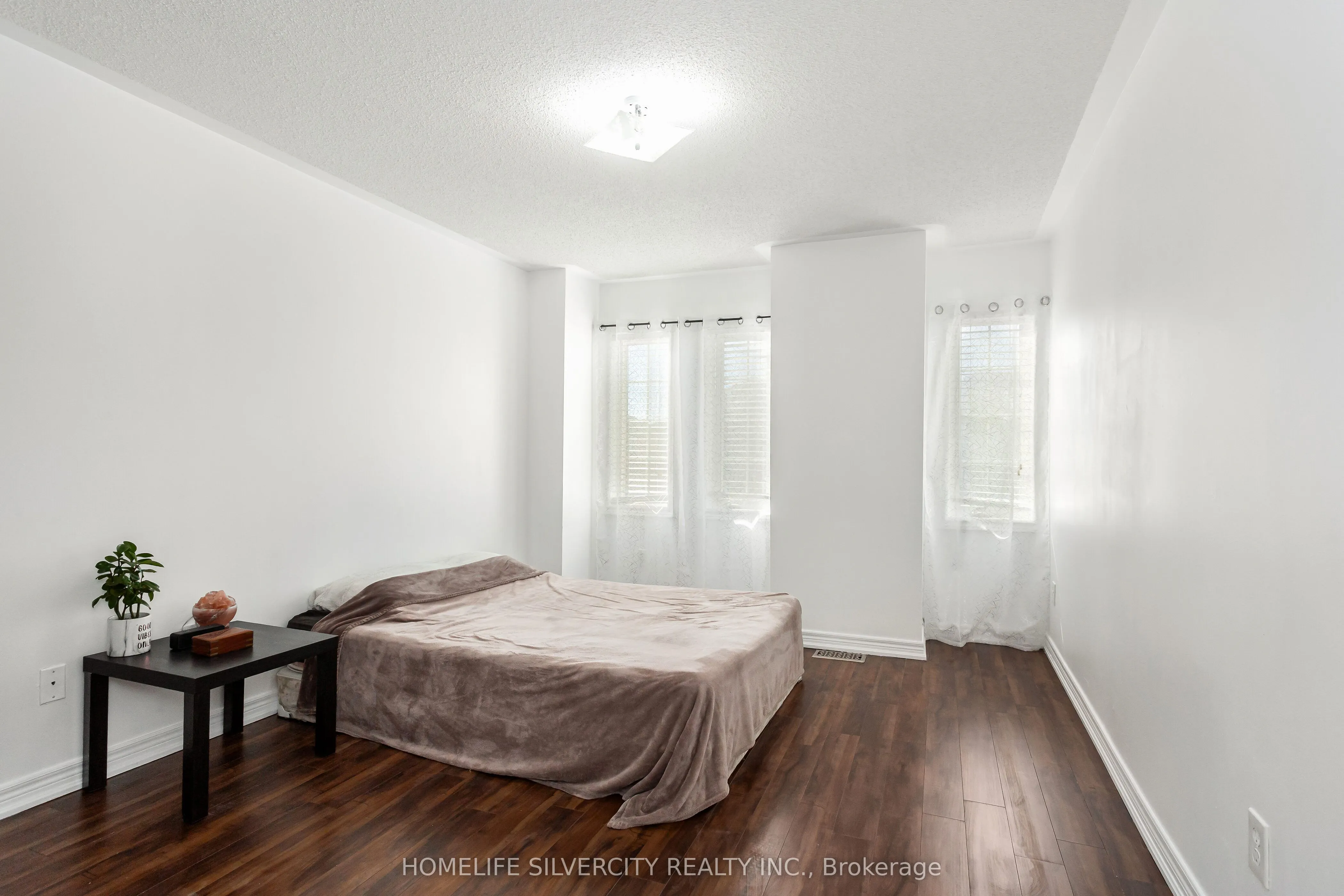 7 Okanagan Drive