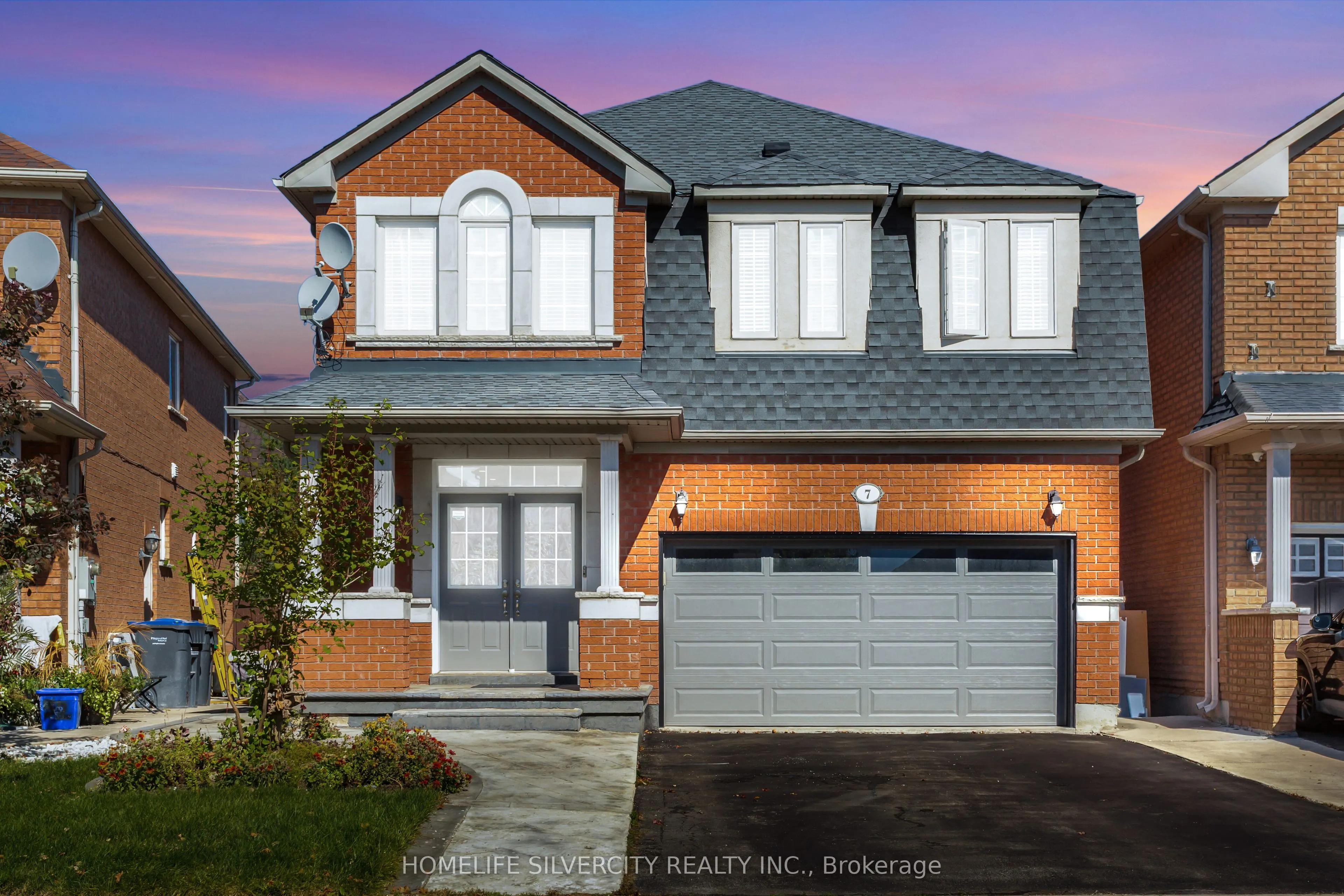 7 Okanagan Drive