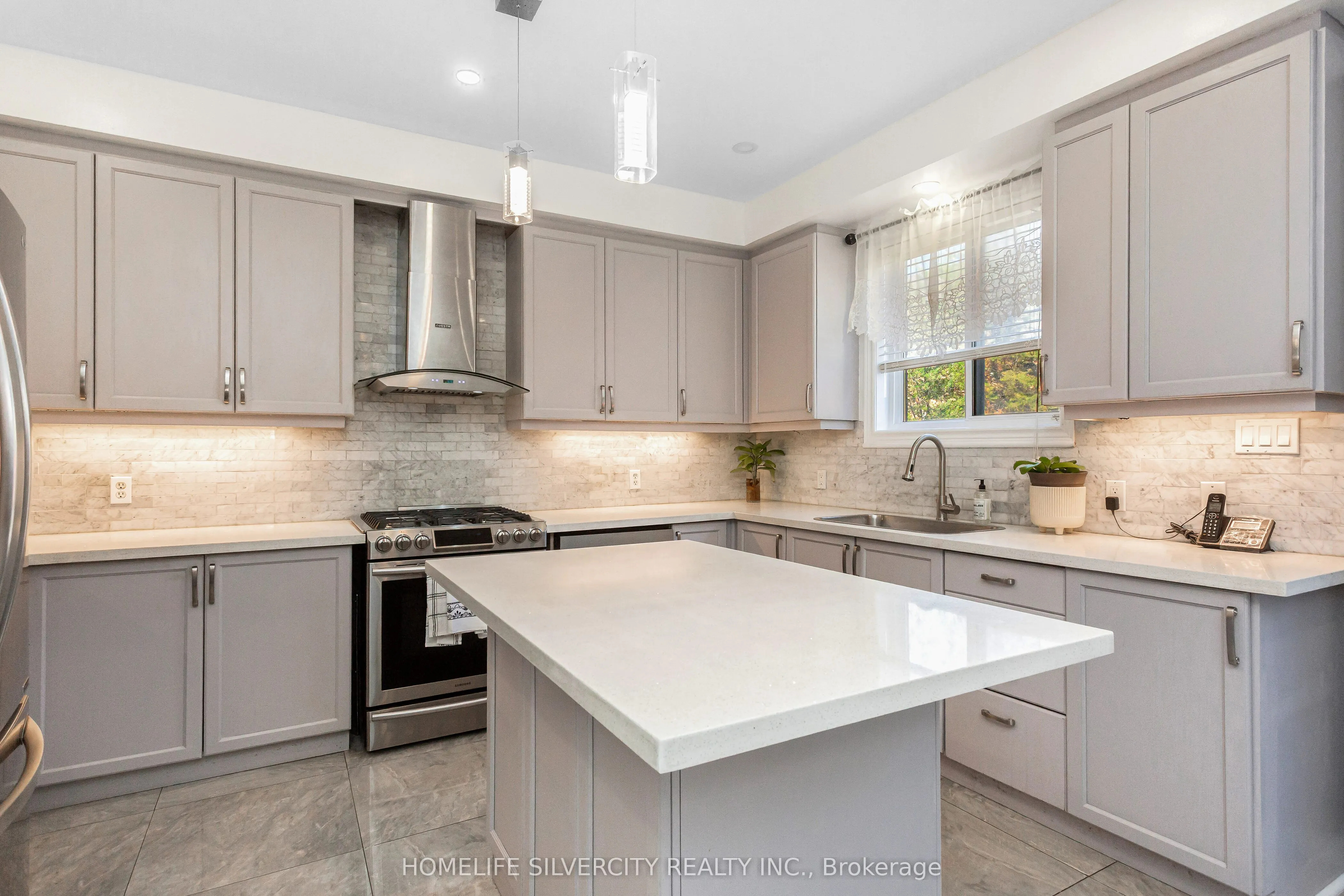 7 Okanagan Drive