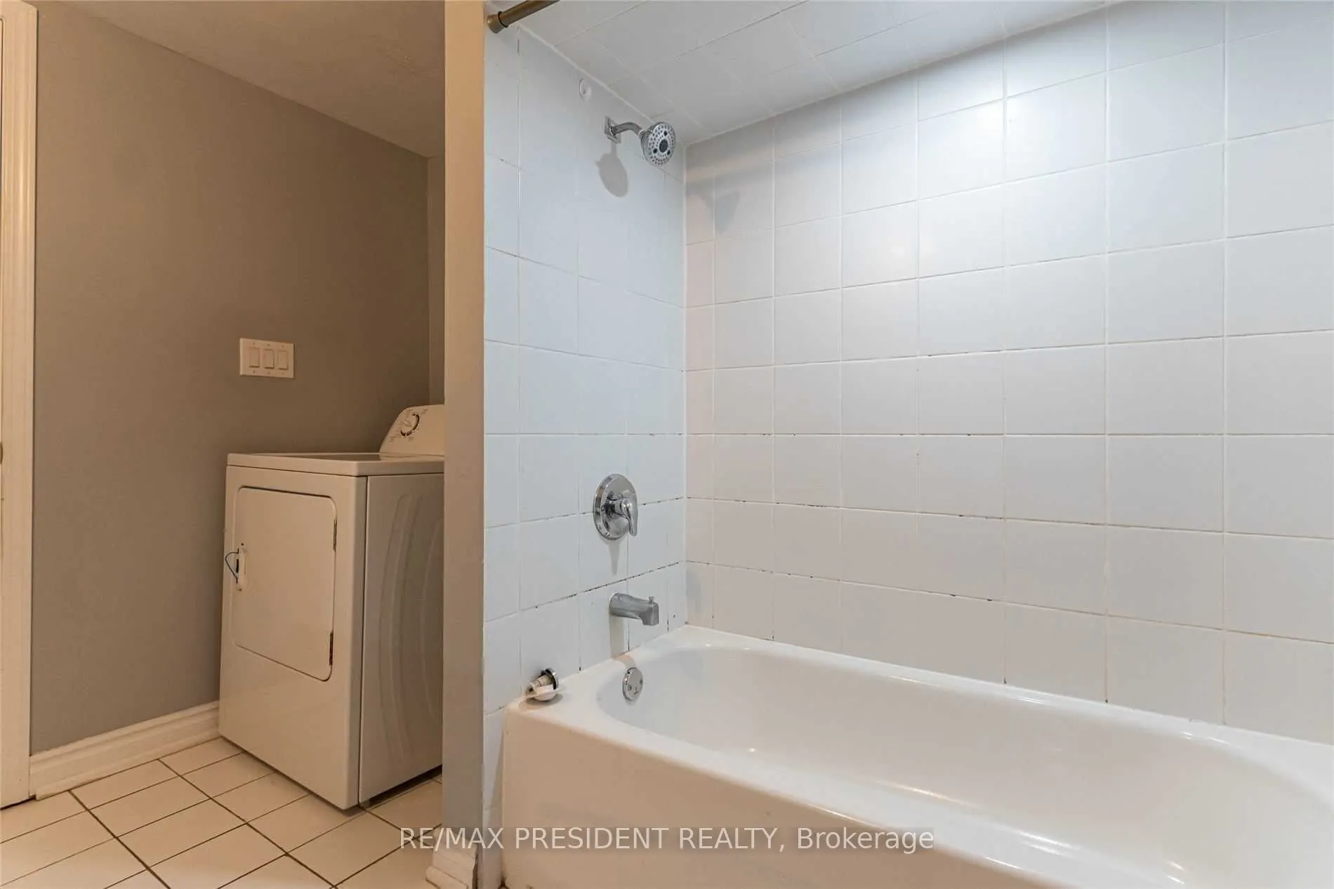 17 Manitou Crescent, #Basement