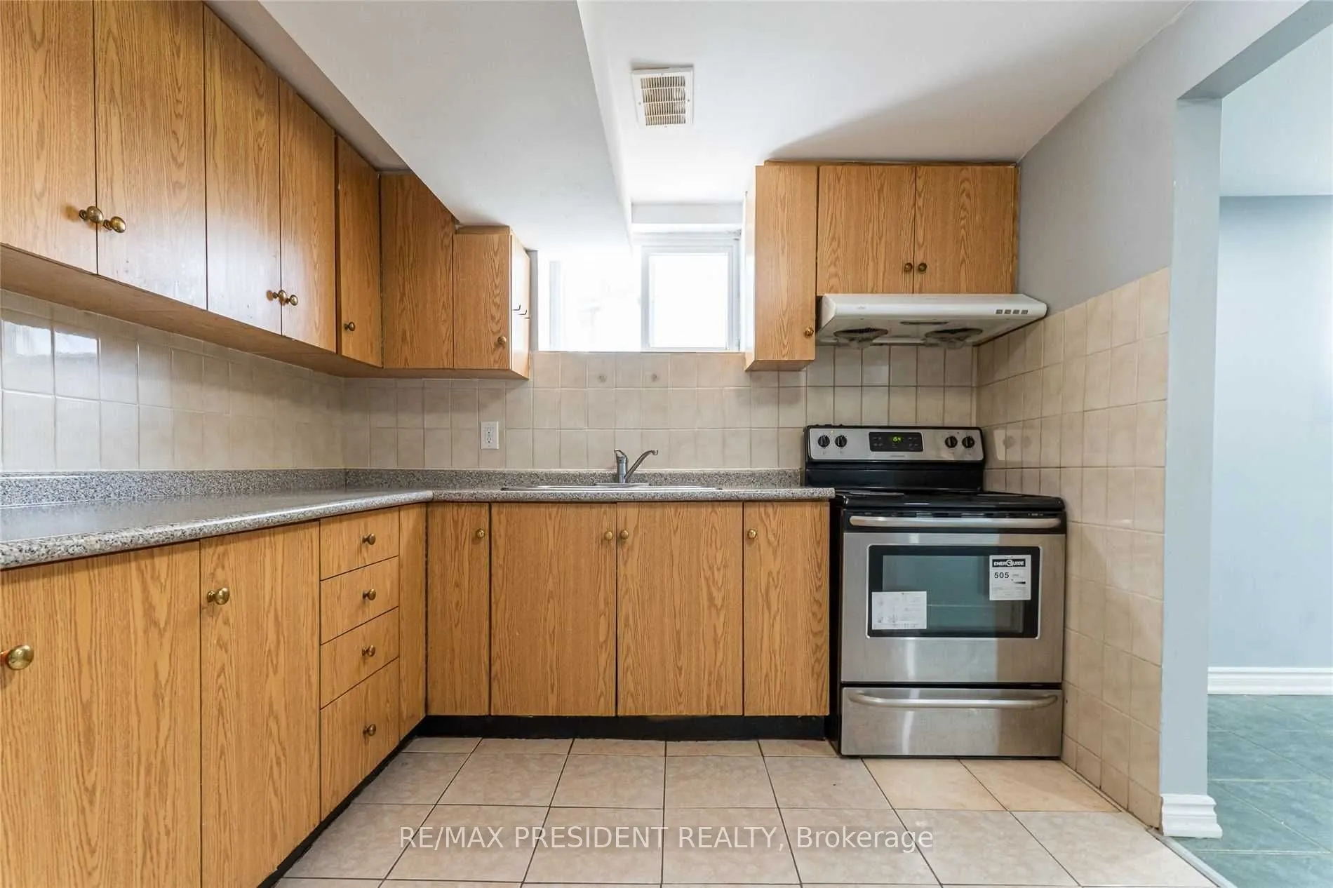 17 Manitou Crescent, #Basement