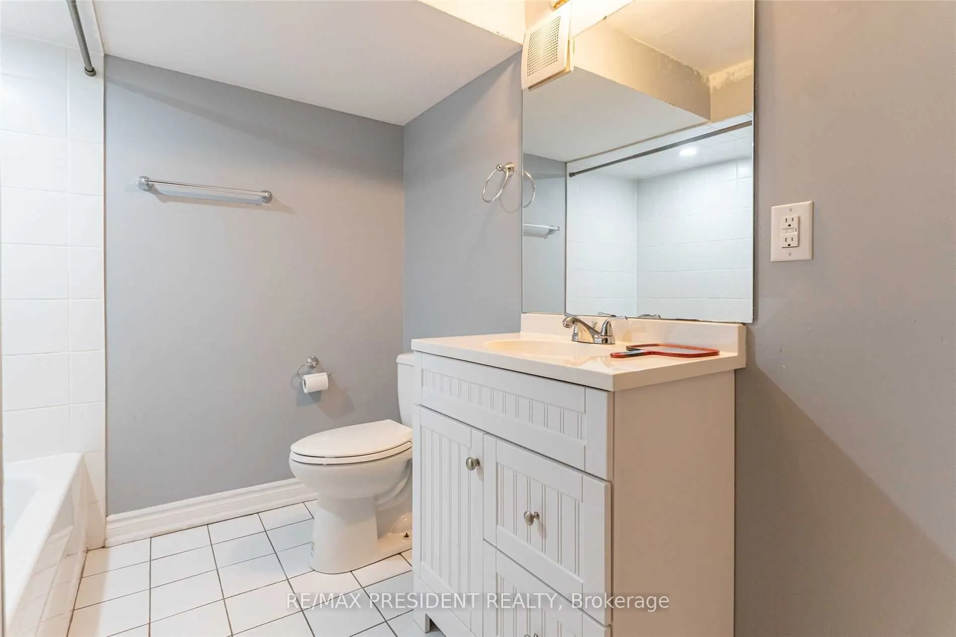 17 Manitou Crescent, #Basement