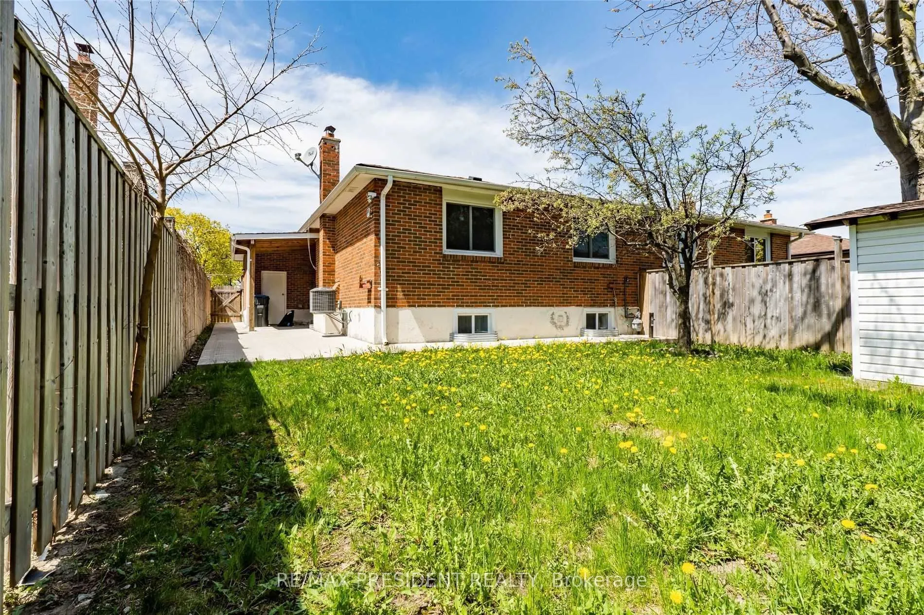 17 Manitou Crescent, #Basement