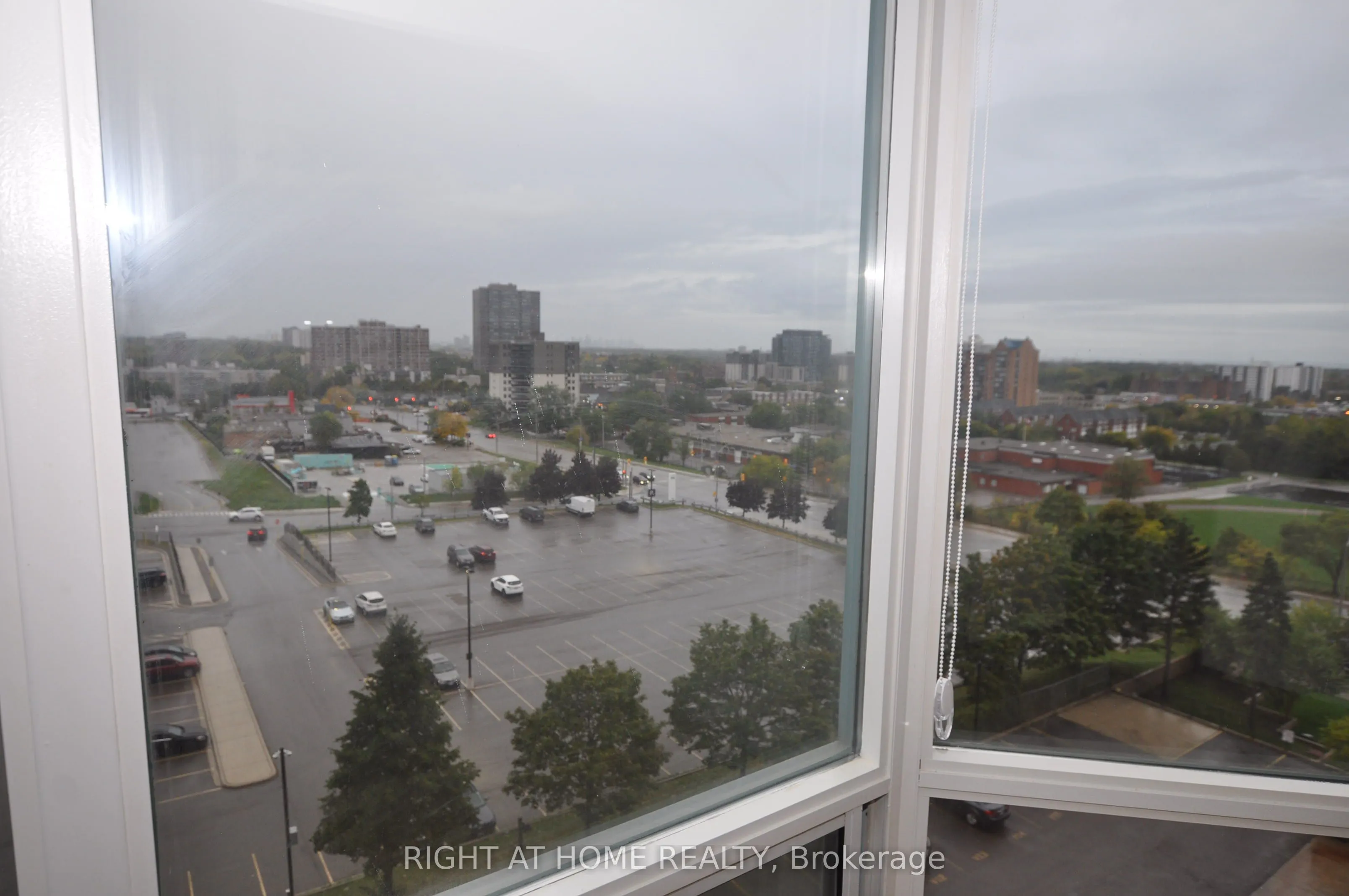 115 Hillcrest Avenue, #815