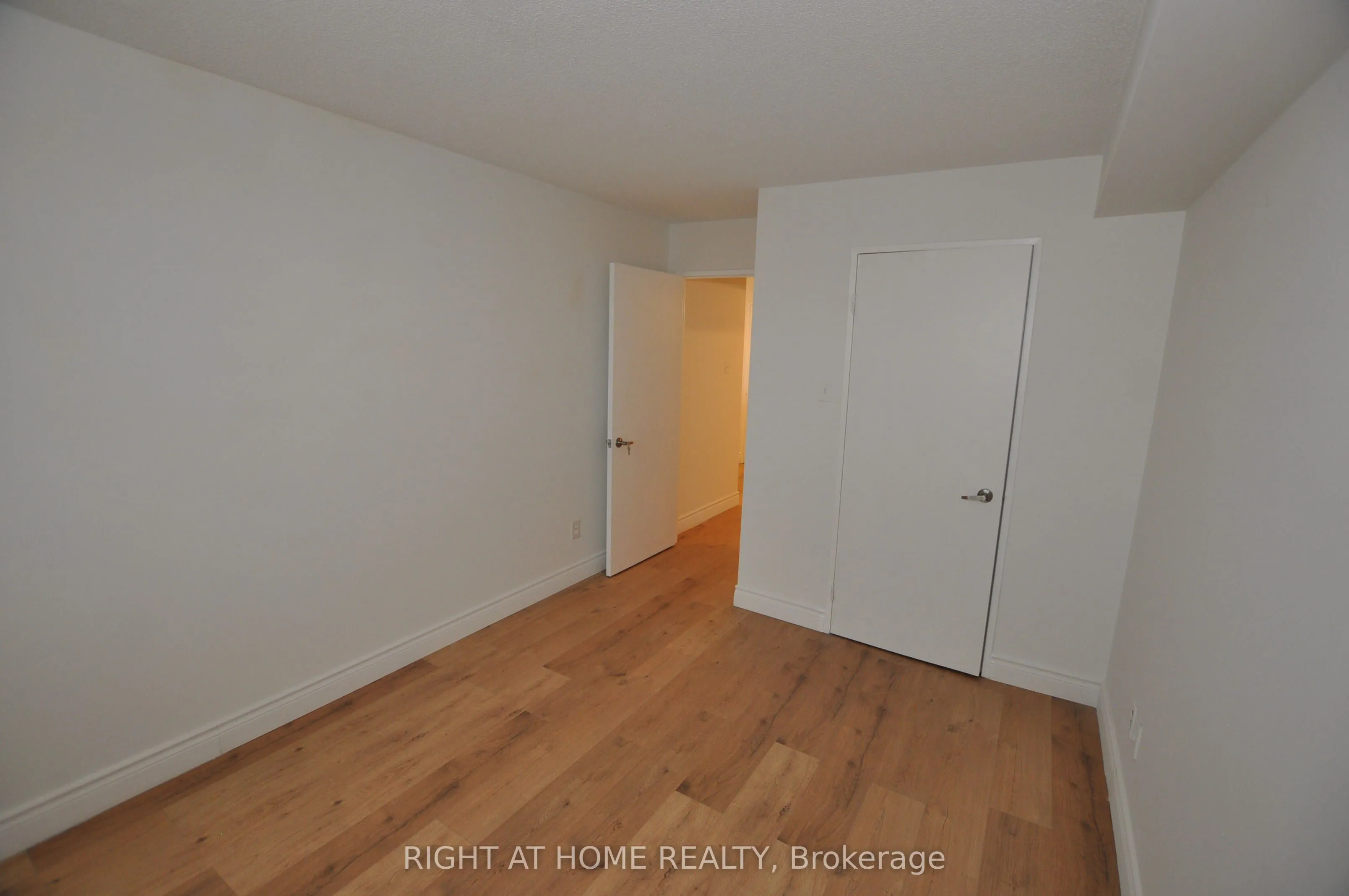 115 Hillcrest Avenue, #815