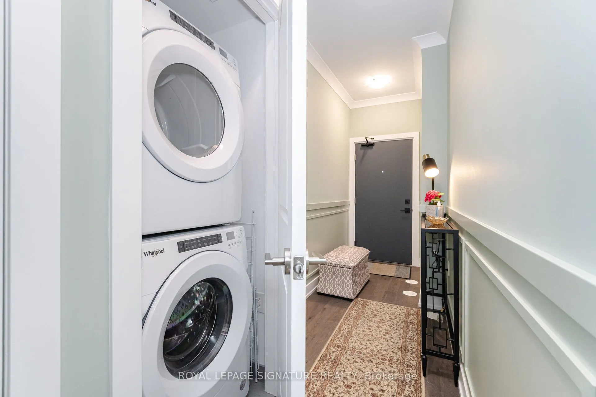 1085 Douglas McCurdy Common, #111