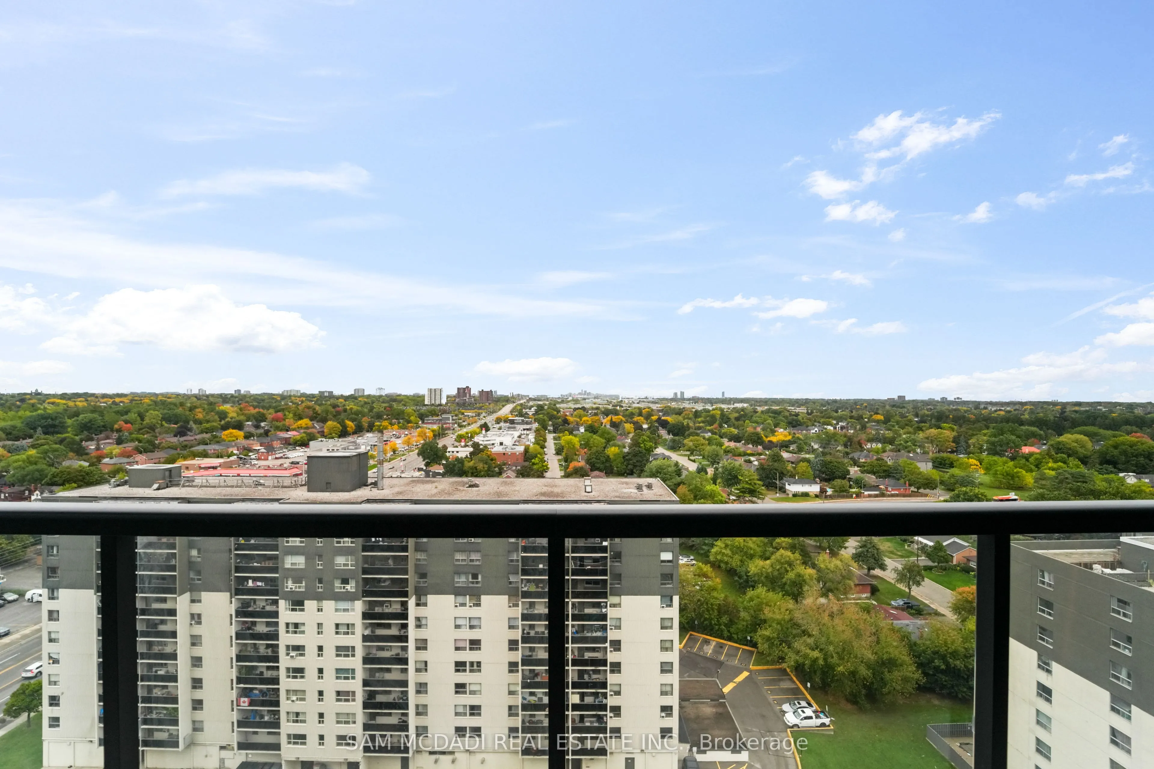 86 Dundas Street E, #1513