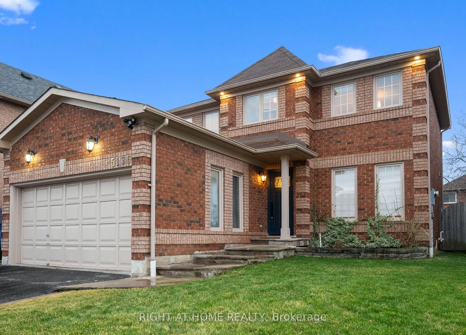 5136 Castlefield Drive