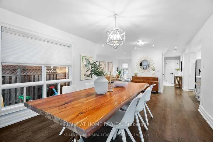 5136 Castlefield Drive