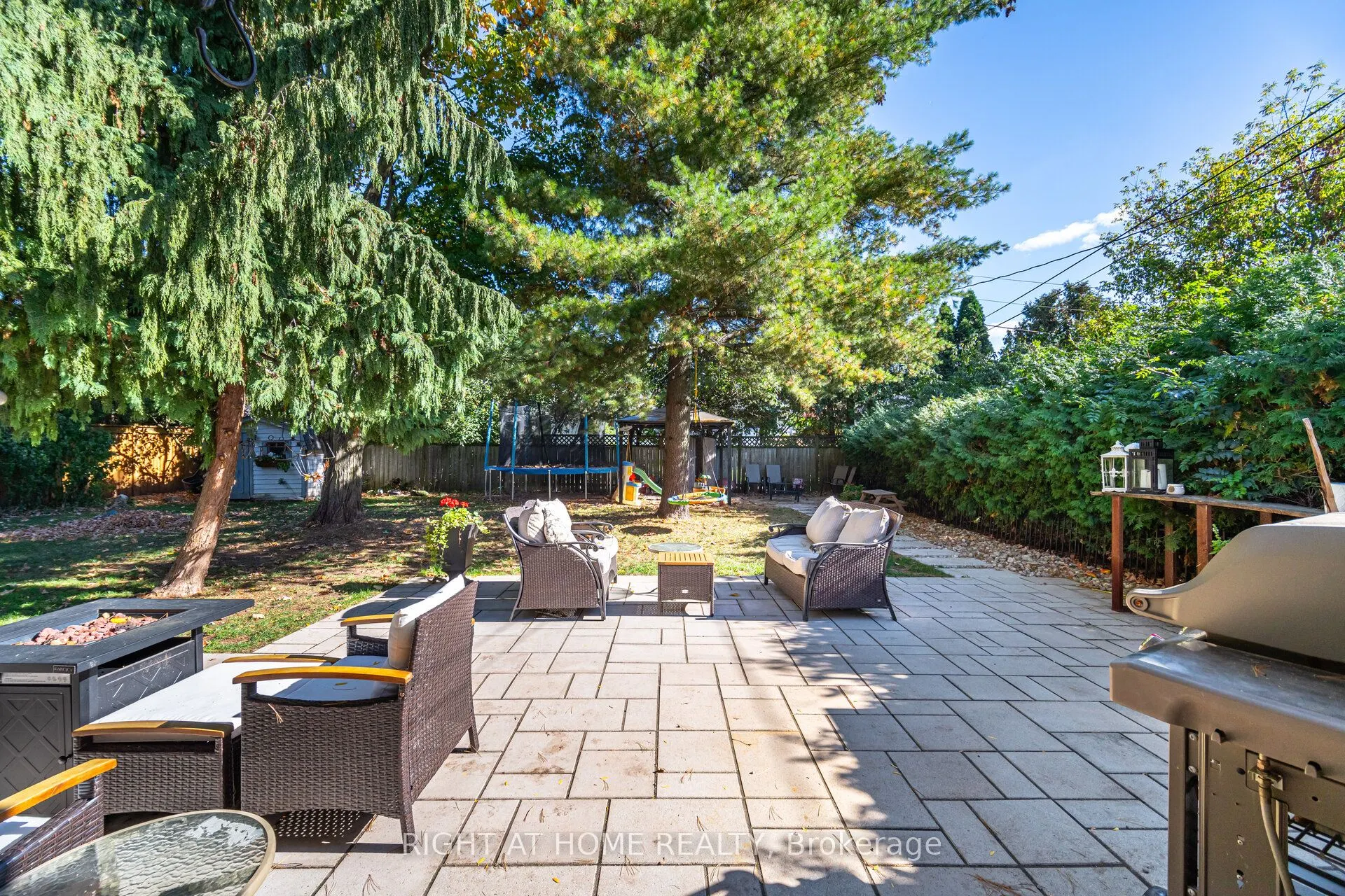 5188 Cherryhill Crescent