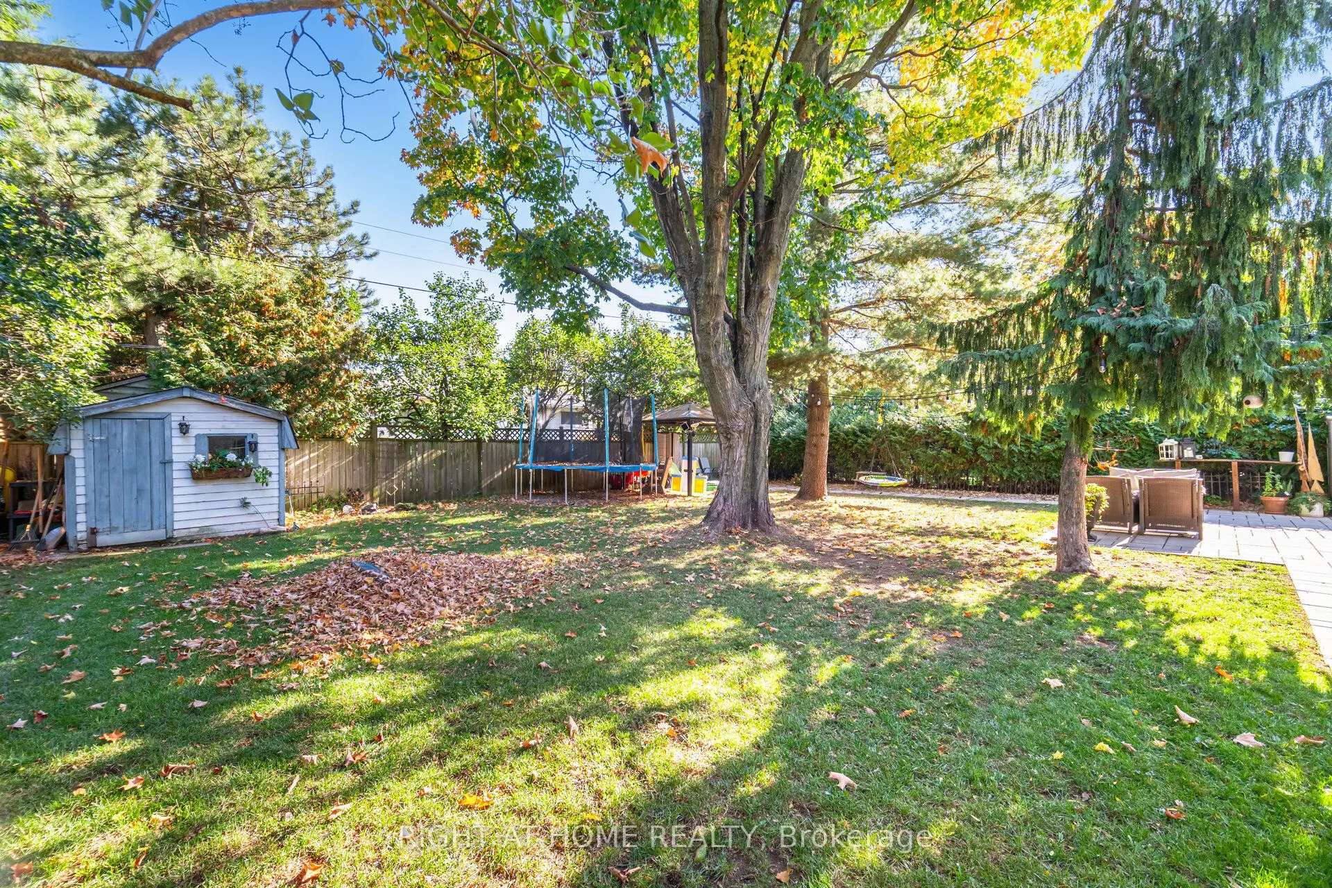 5188 Cherryhill Crescent