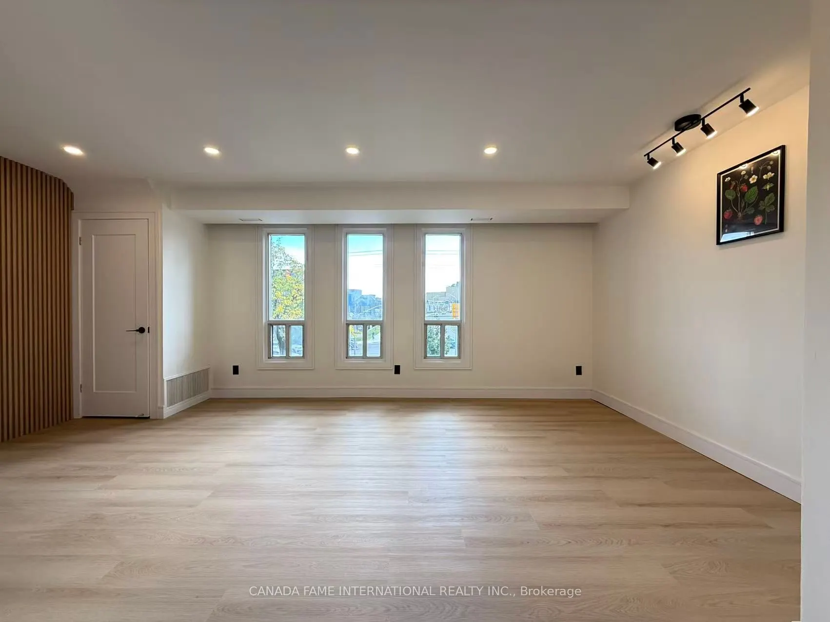 16 Rexdale Boulevard, #52