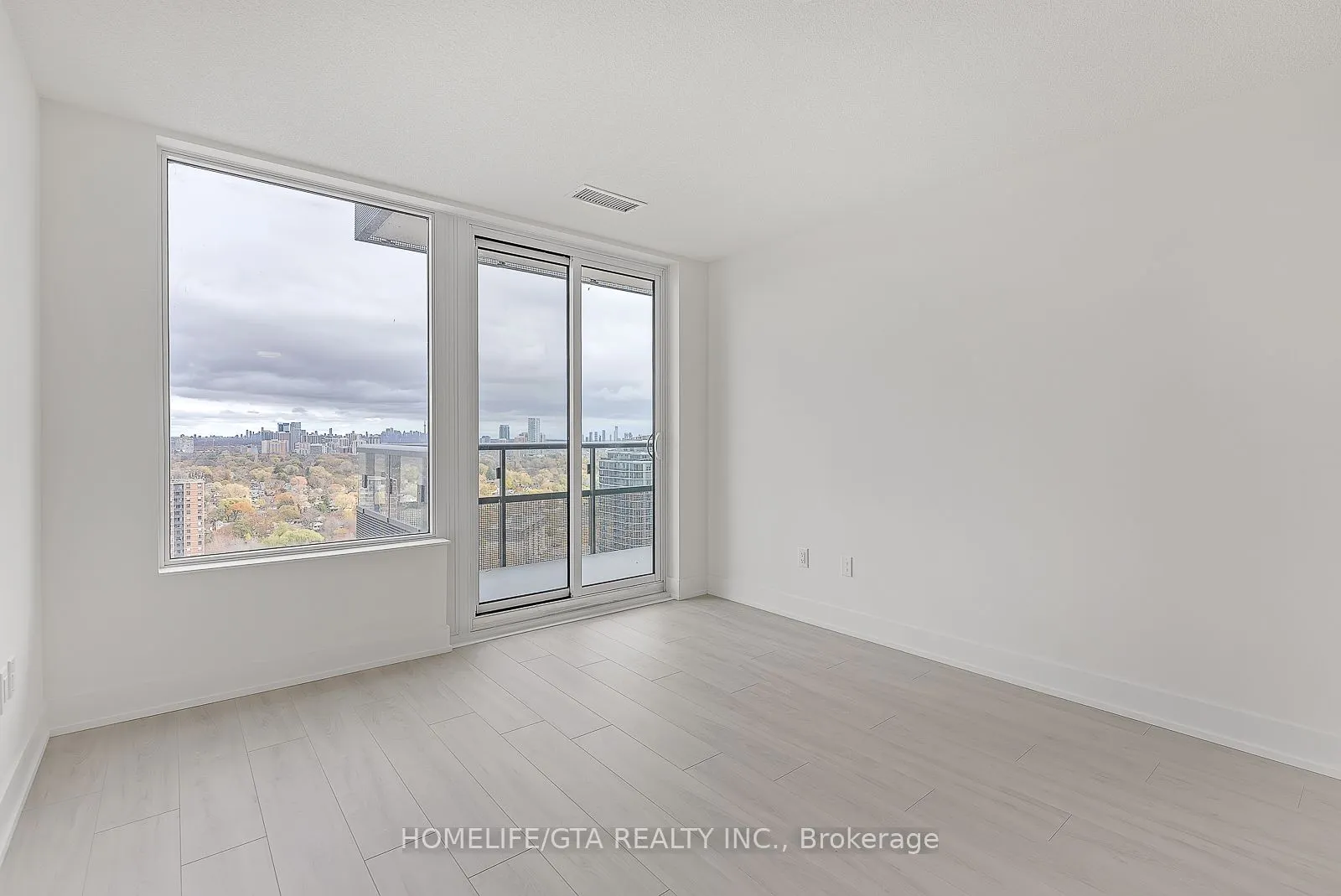 10 Eva Road, #2407