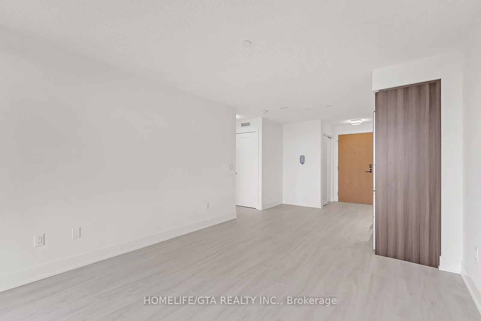 10 Eva Road, #2407