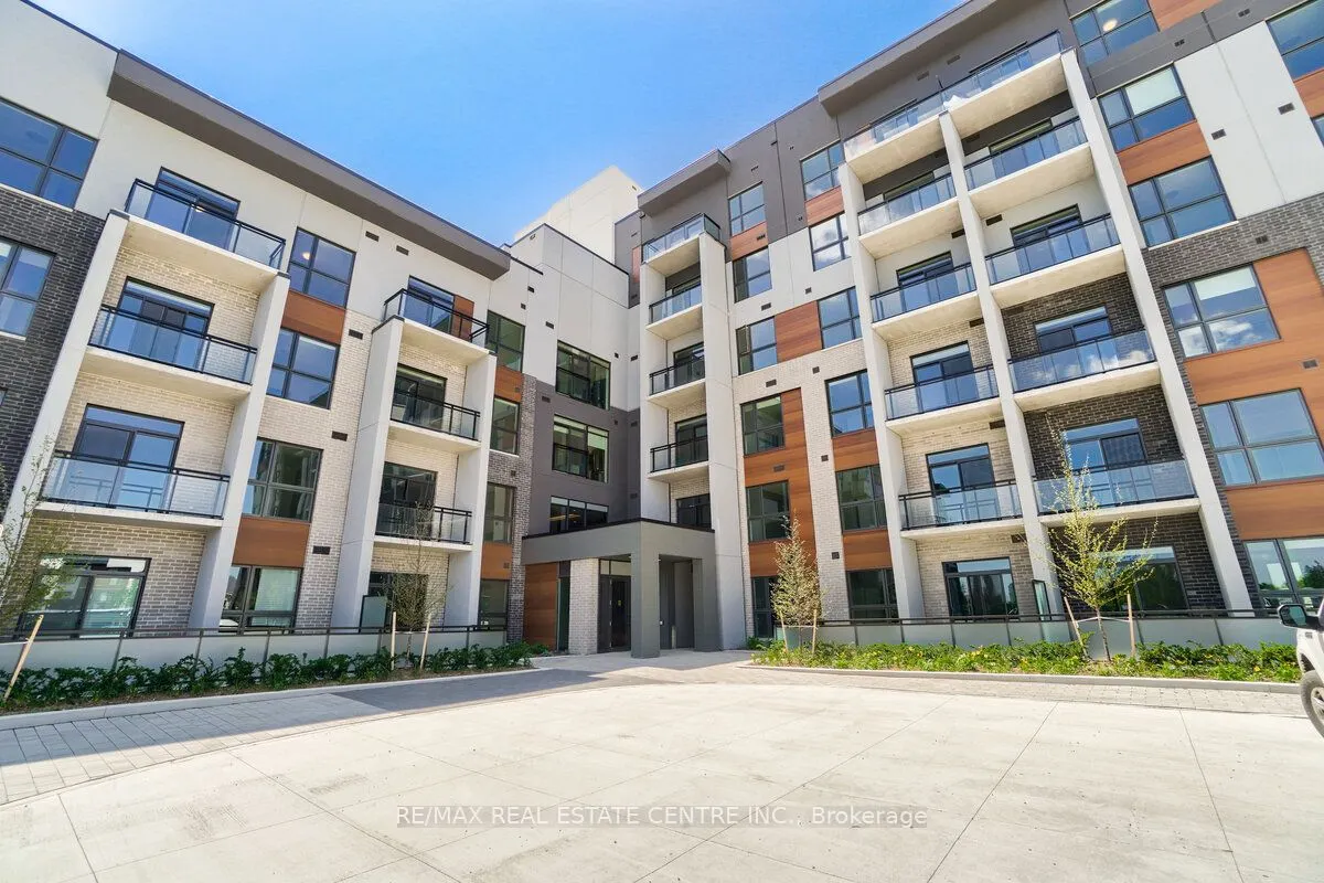 95 Dundas Street W, #119
