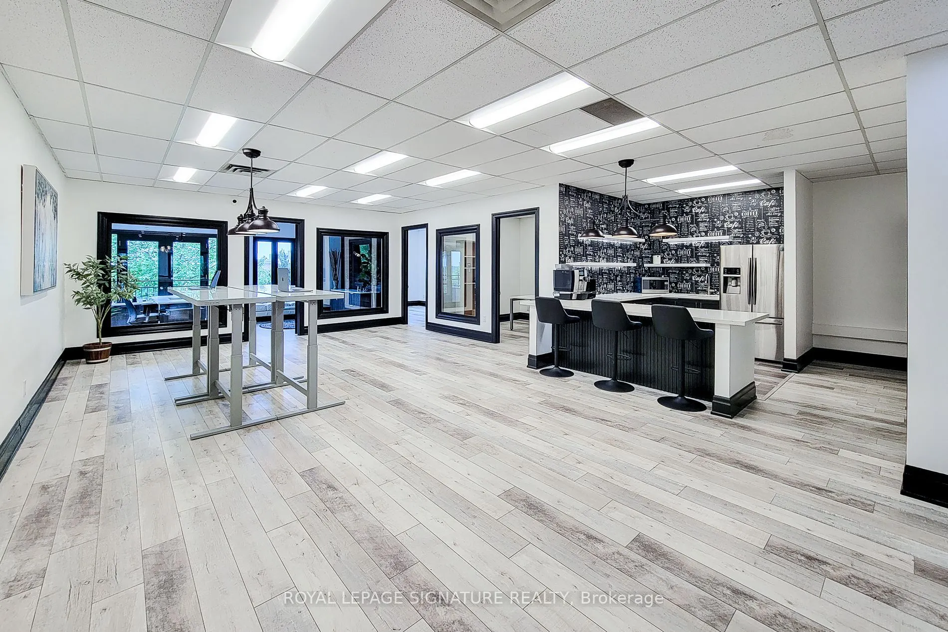 414 North Service Road E, #300