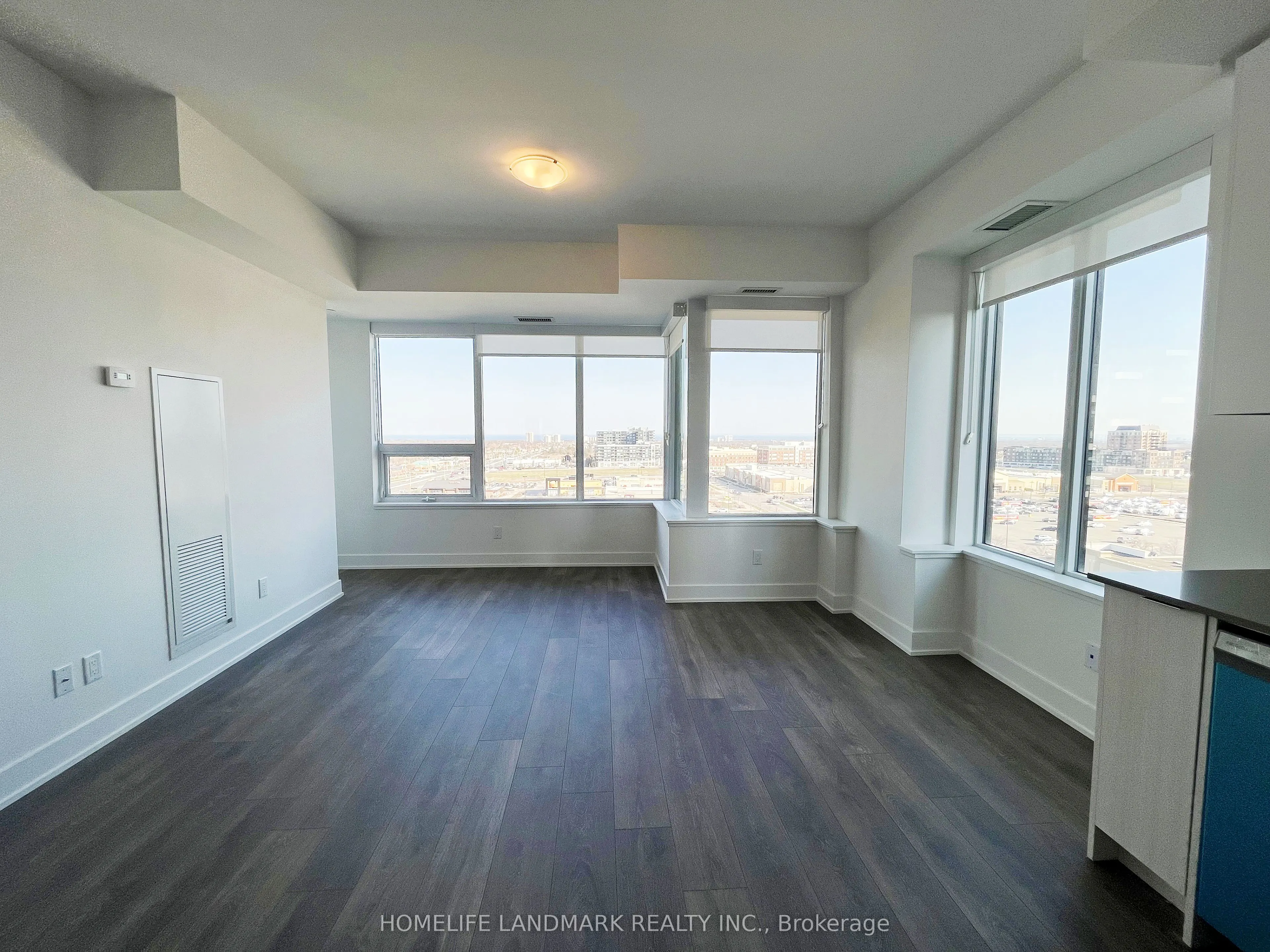 2485 Taunton Road, #923