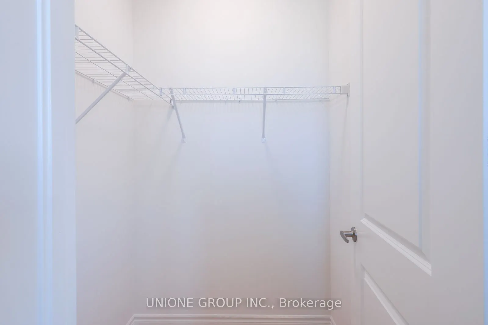 3169 Meadowridge Drive