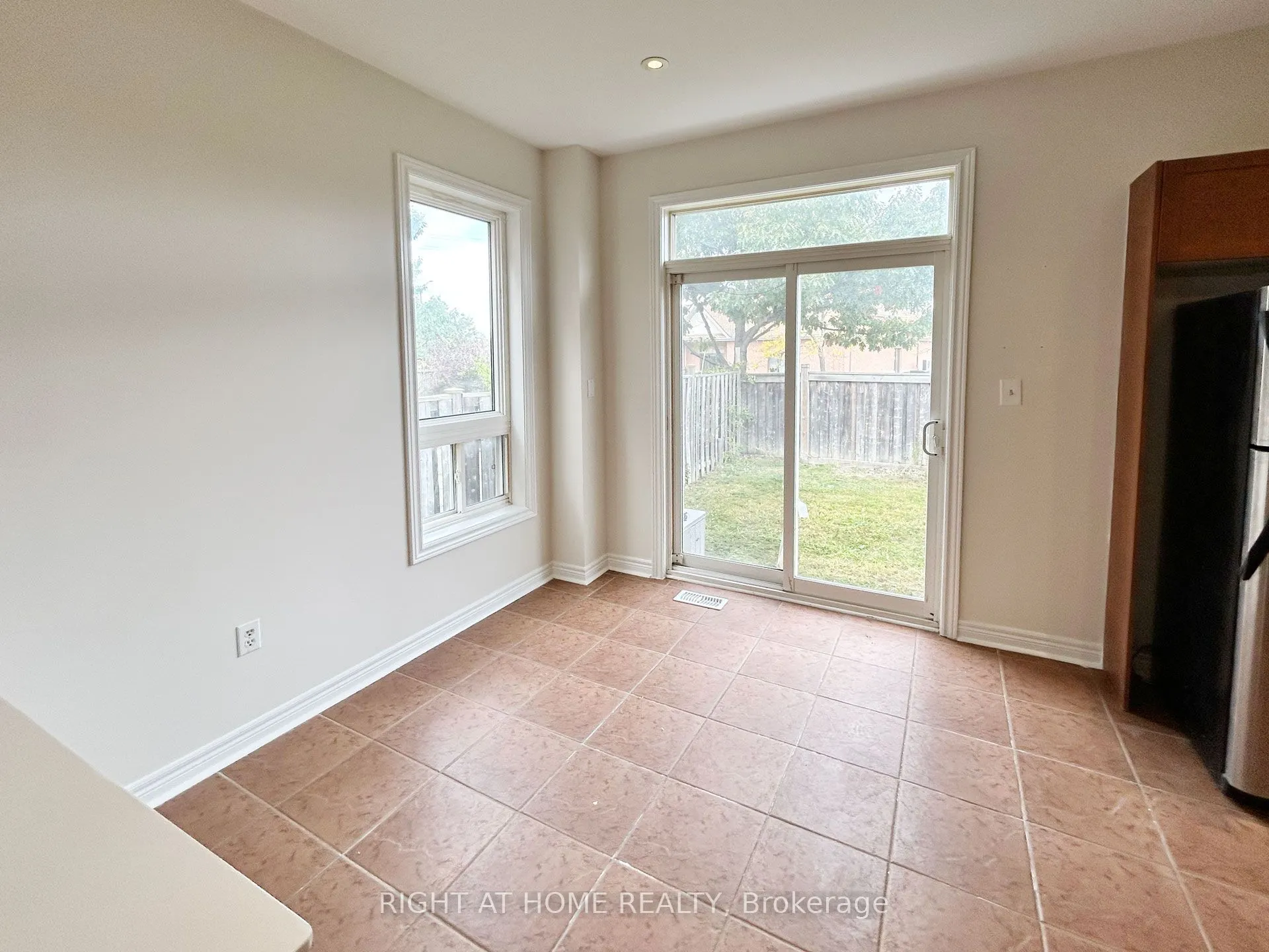 3342 Fountain Park Avenue