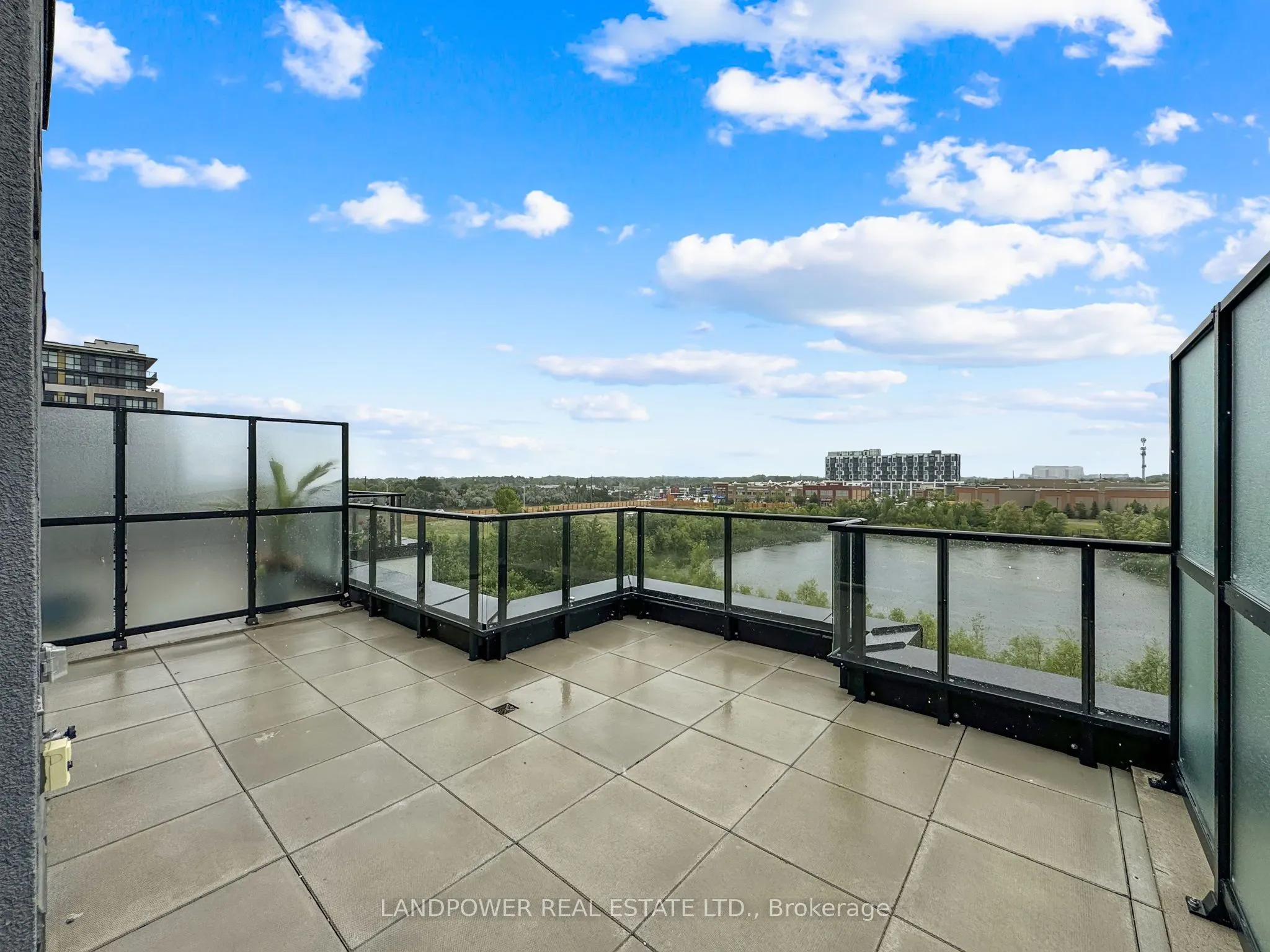 3010 Trailside Drive, #147
