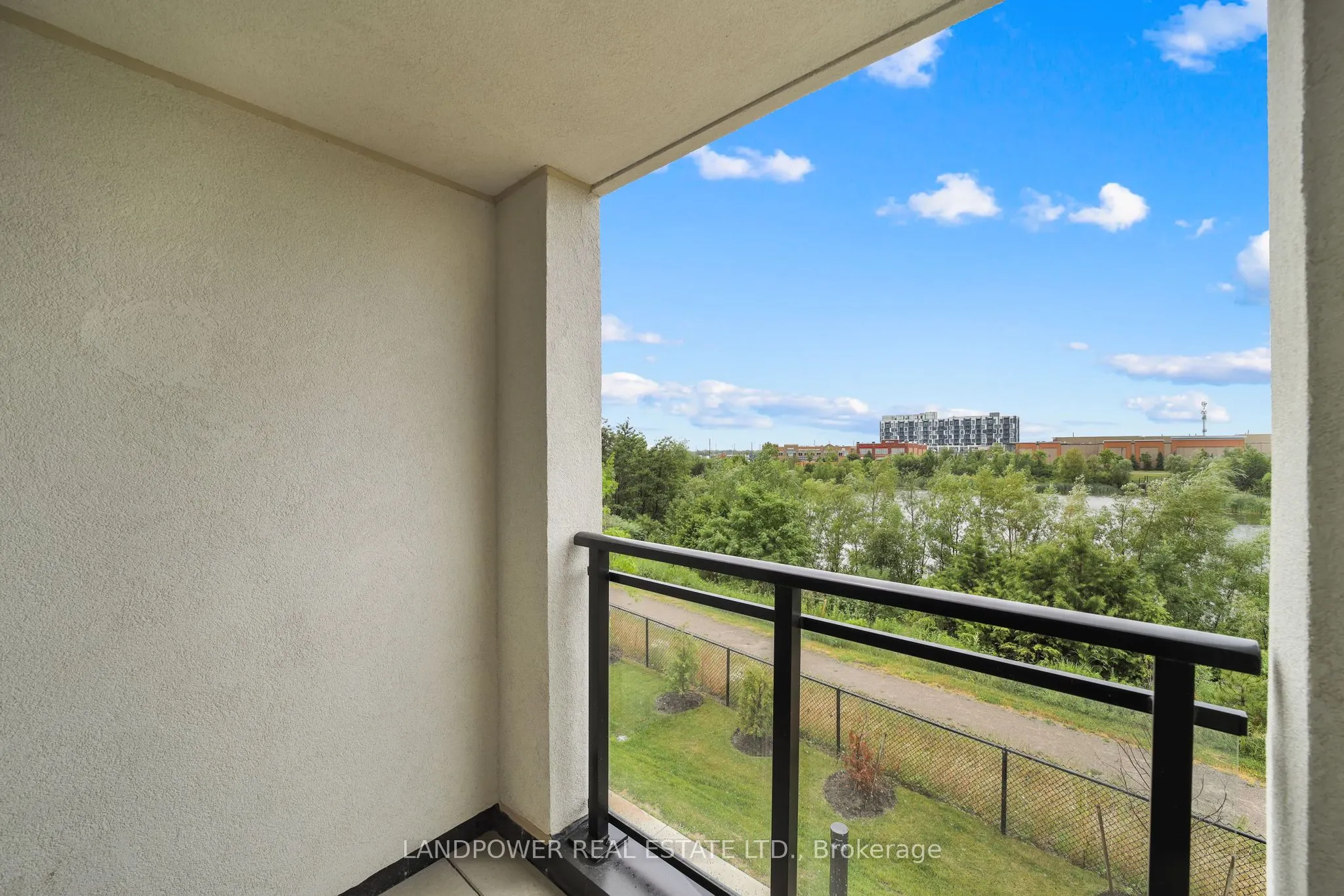 3010 Trailside Drive, #147