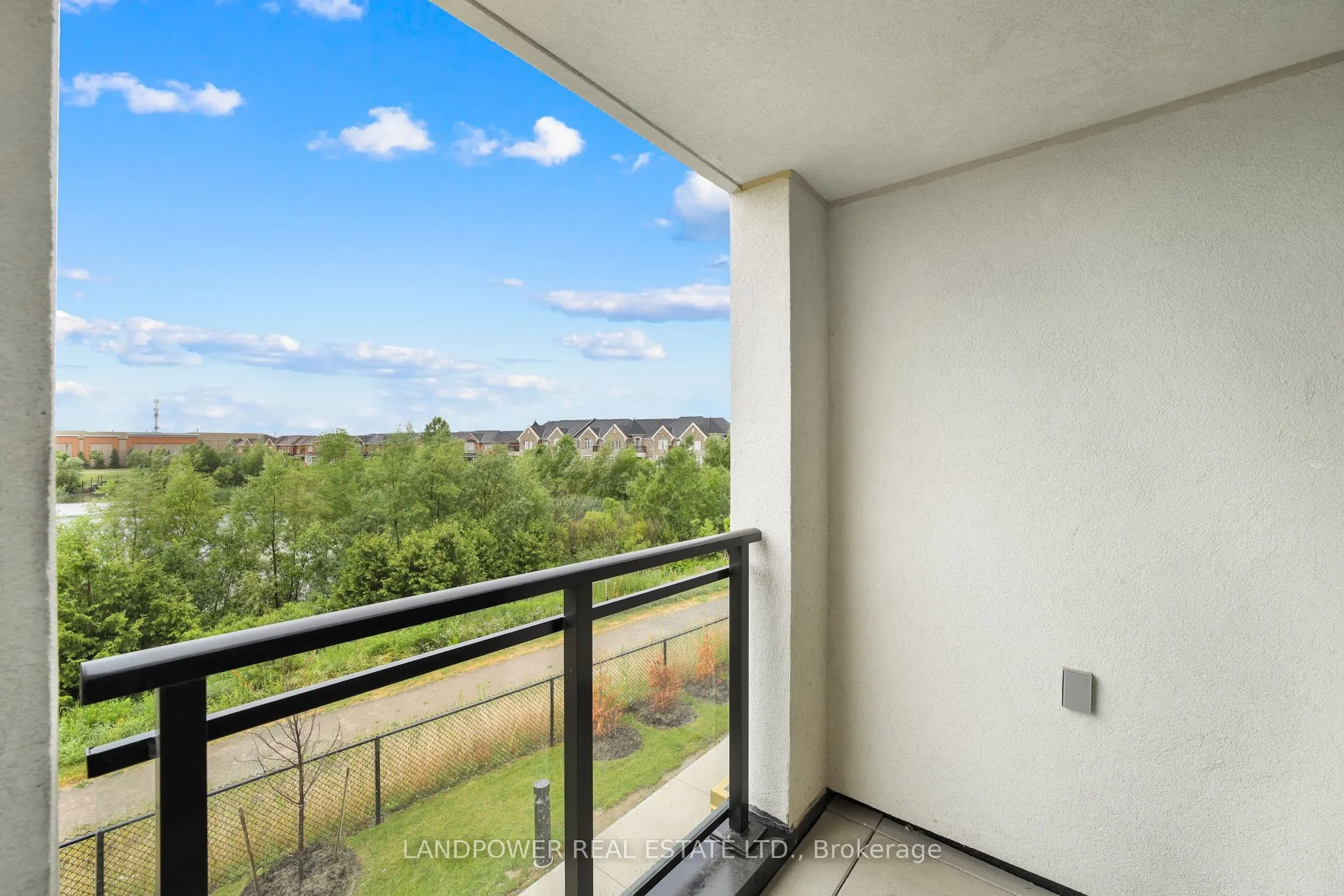 3010 Trailside Drive, #147