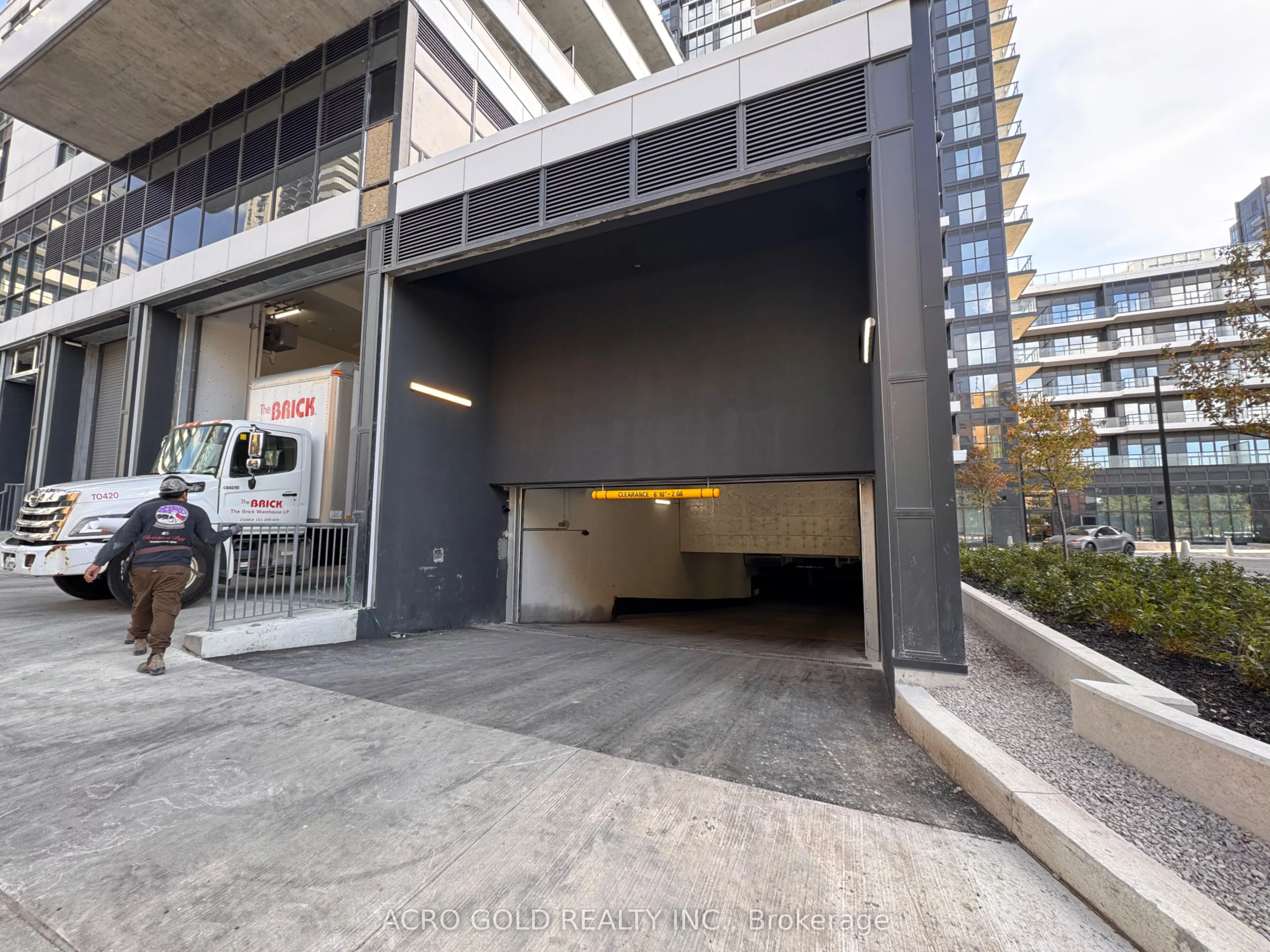 15 Watergarden Drive, #2610