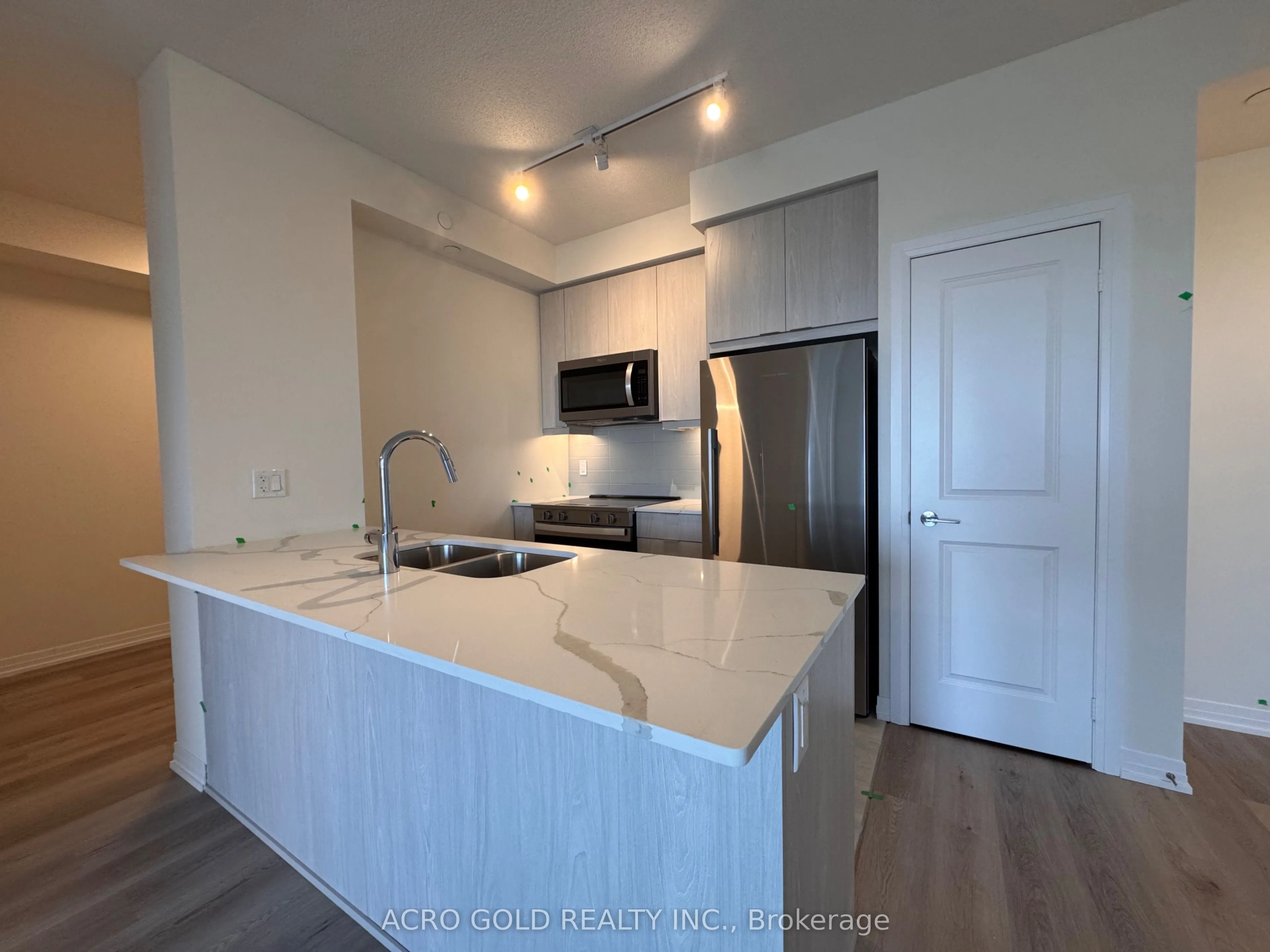 15 Watergarden Drive, #2610