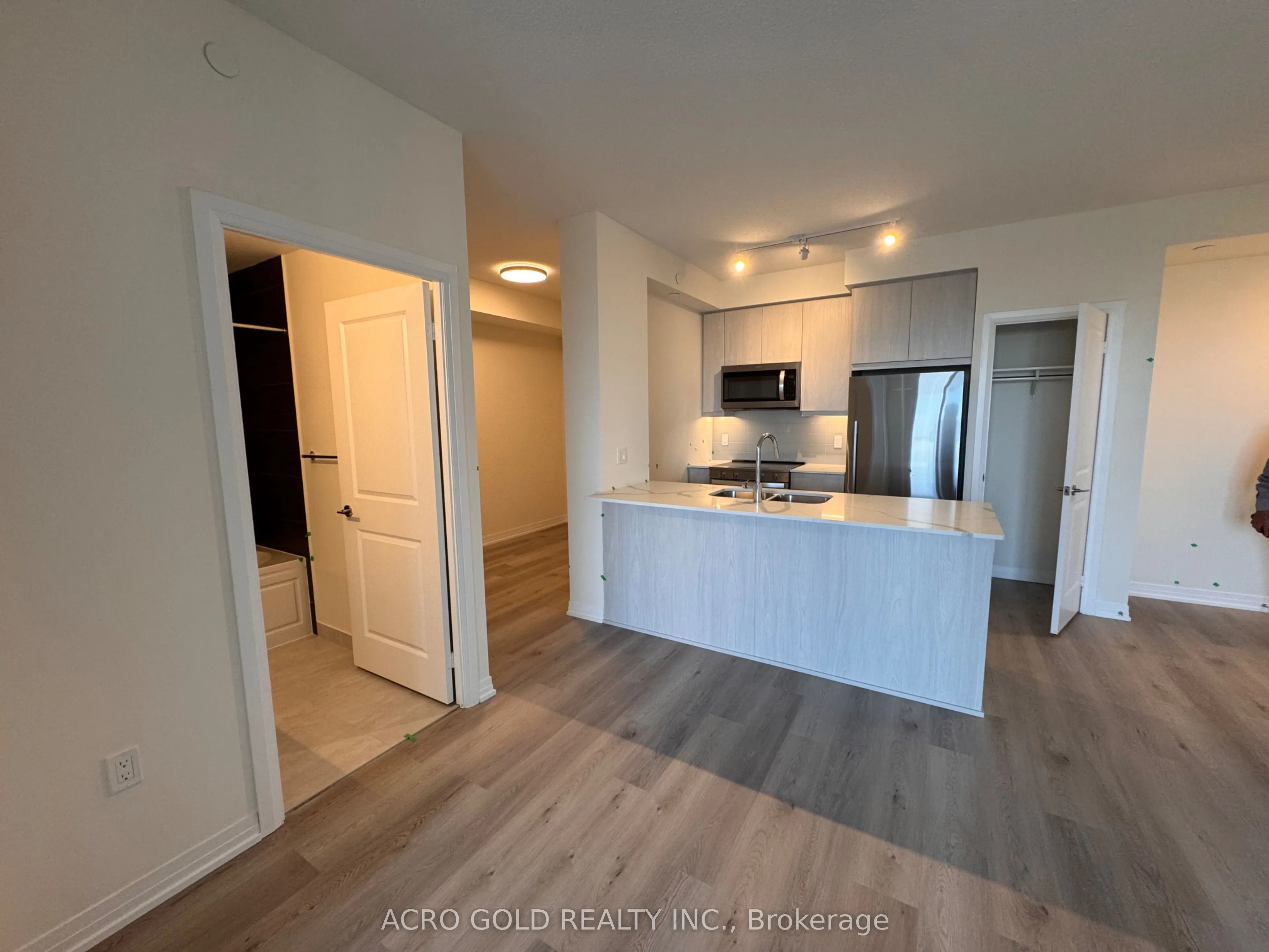 15 Watergarden Drive, #2610