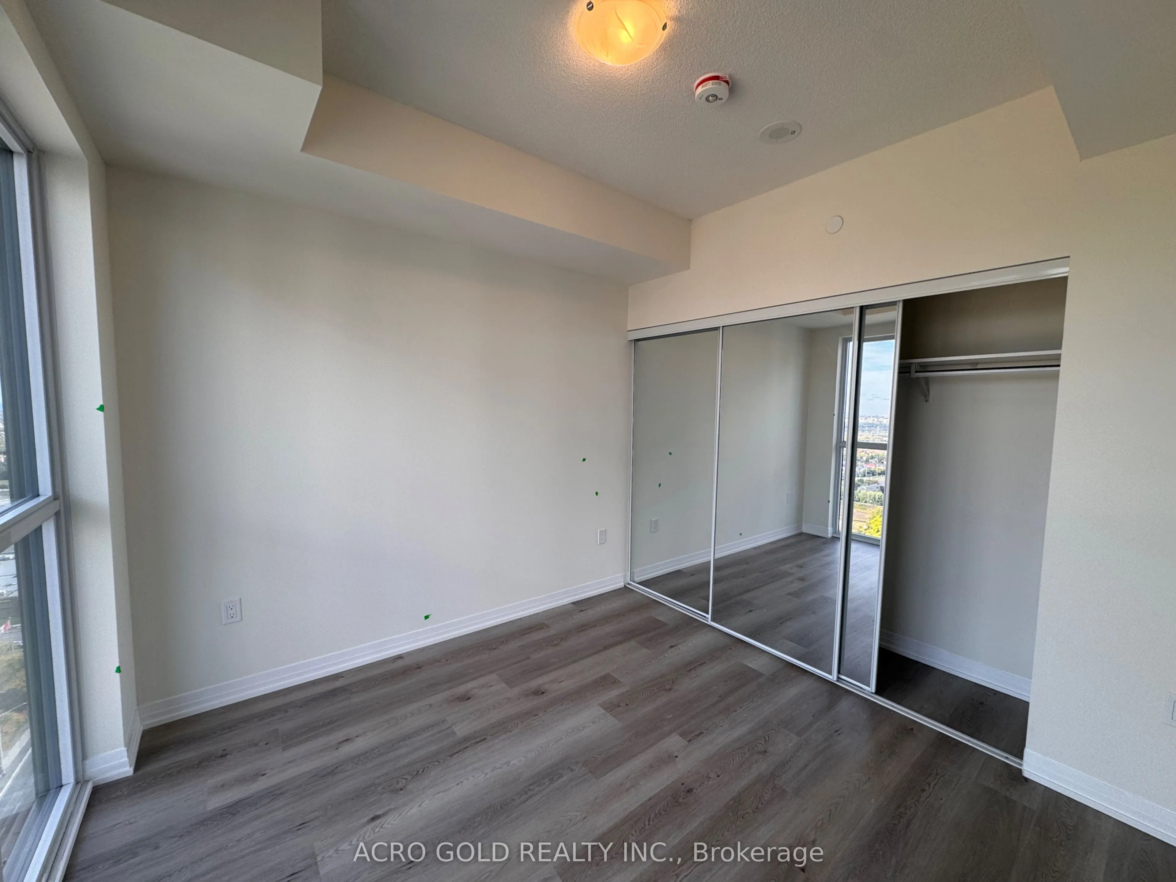 15 Watergarden Drive, #2610